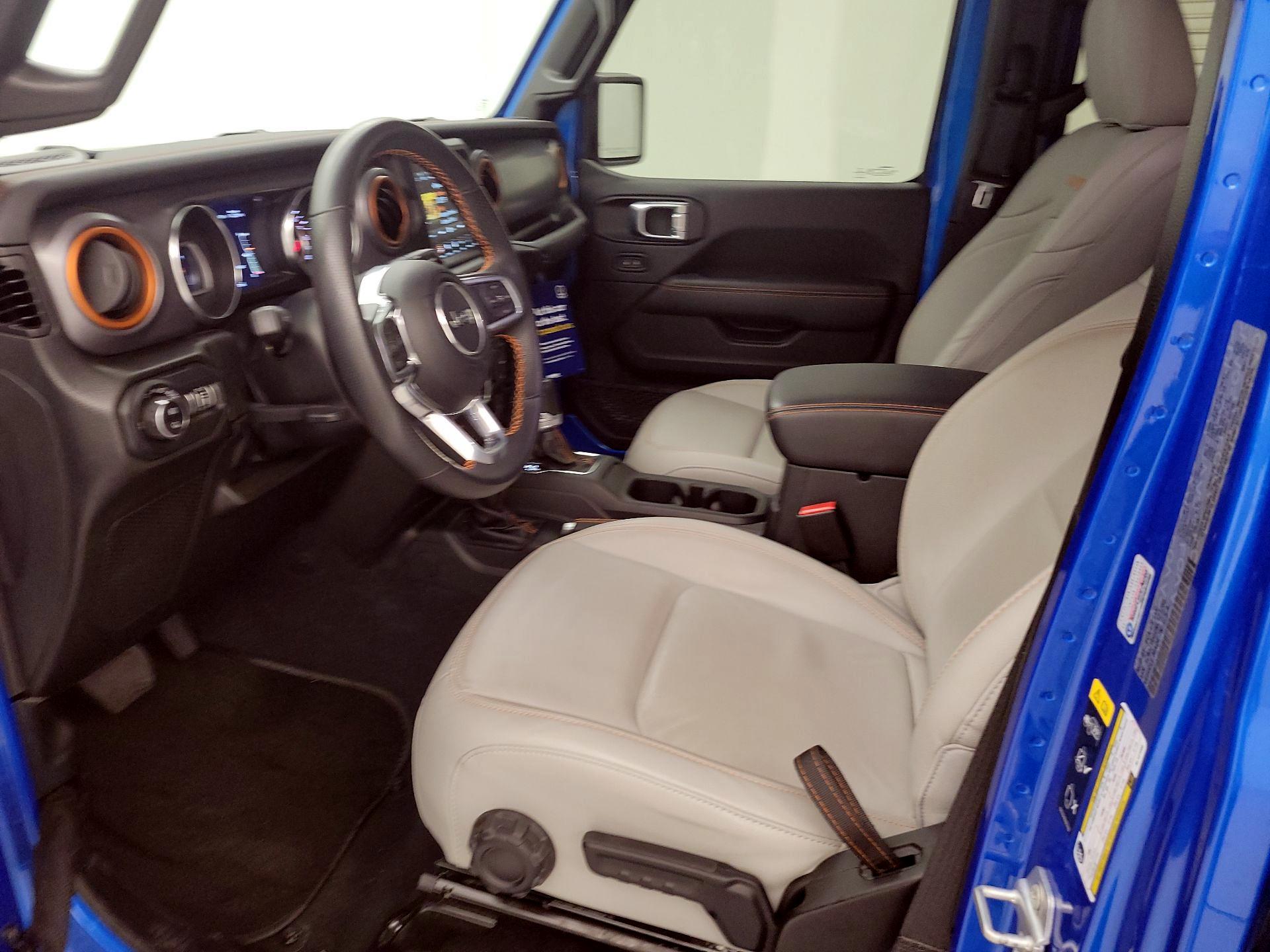 Thumbnail: 2022 Jeep Gladiator - 11