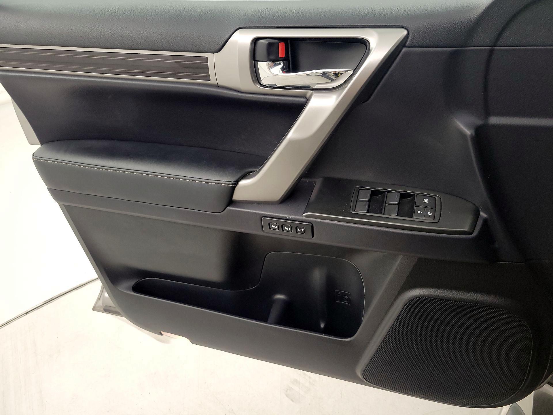 Thumbnail: 2022 Lexus GX - 12