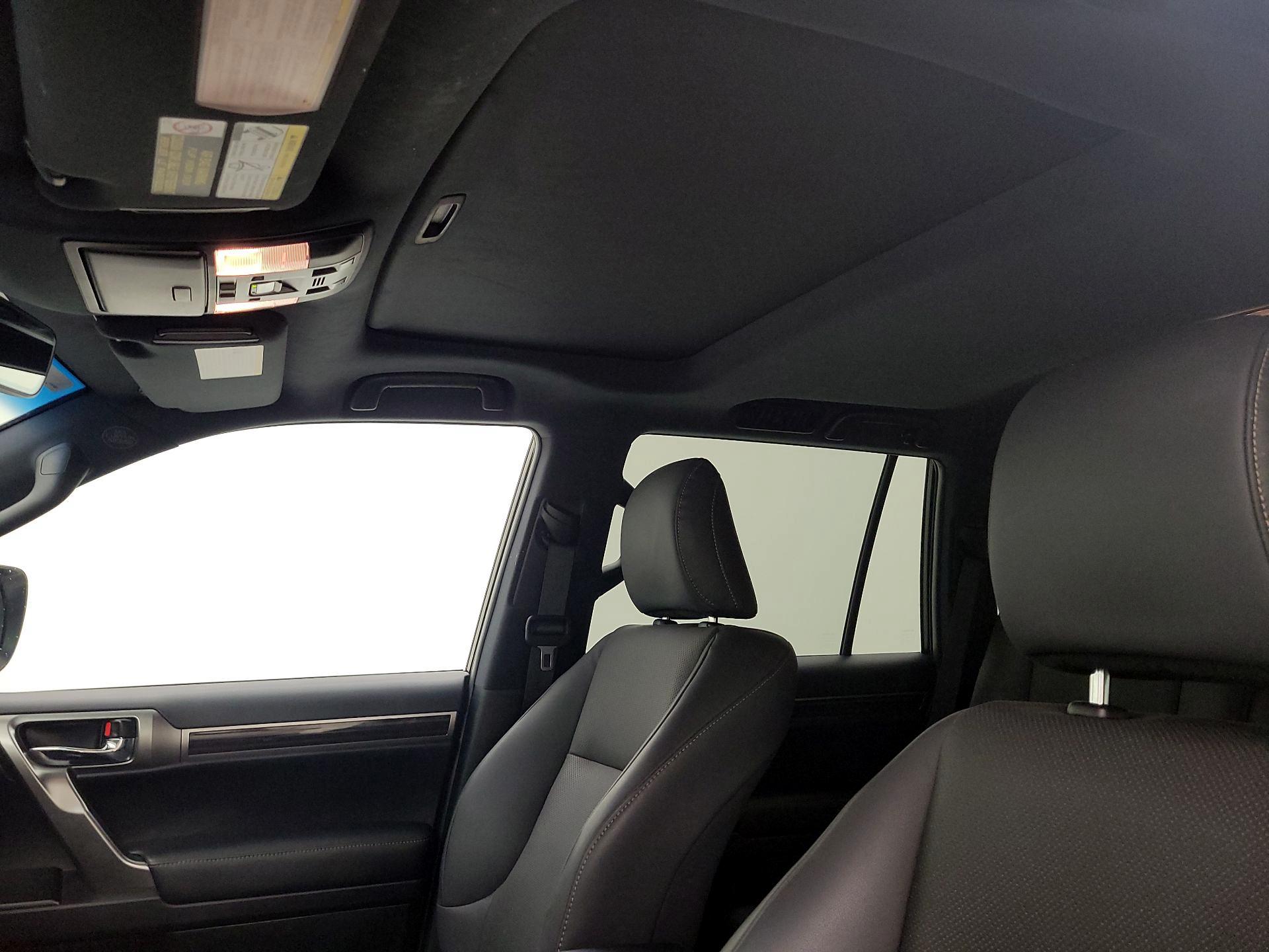 Thumbnail: 2022 Lexus GX - 19