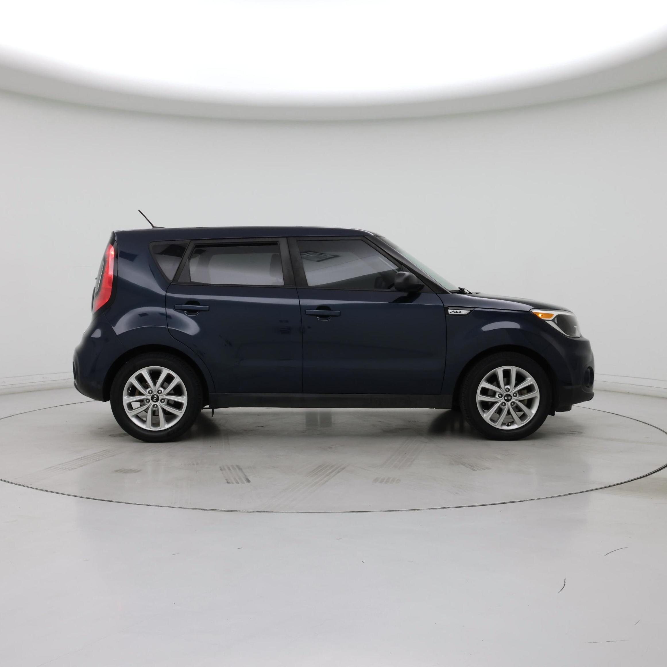 Thumbnail: 2017 Kia Soul - 7