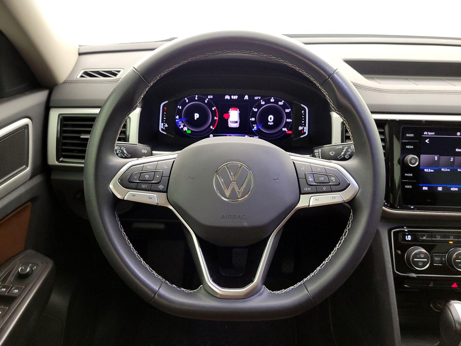 Thumbnail: 2022 Volkswagen Atlas - 10