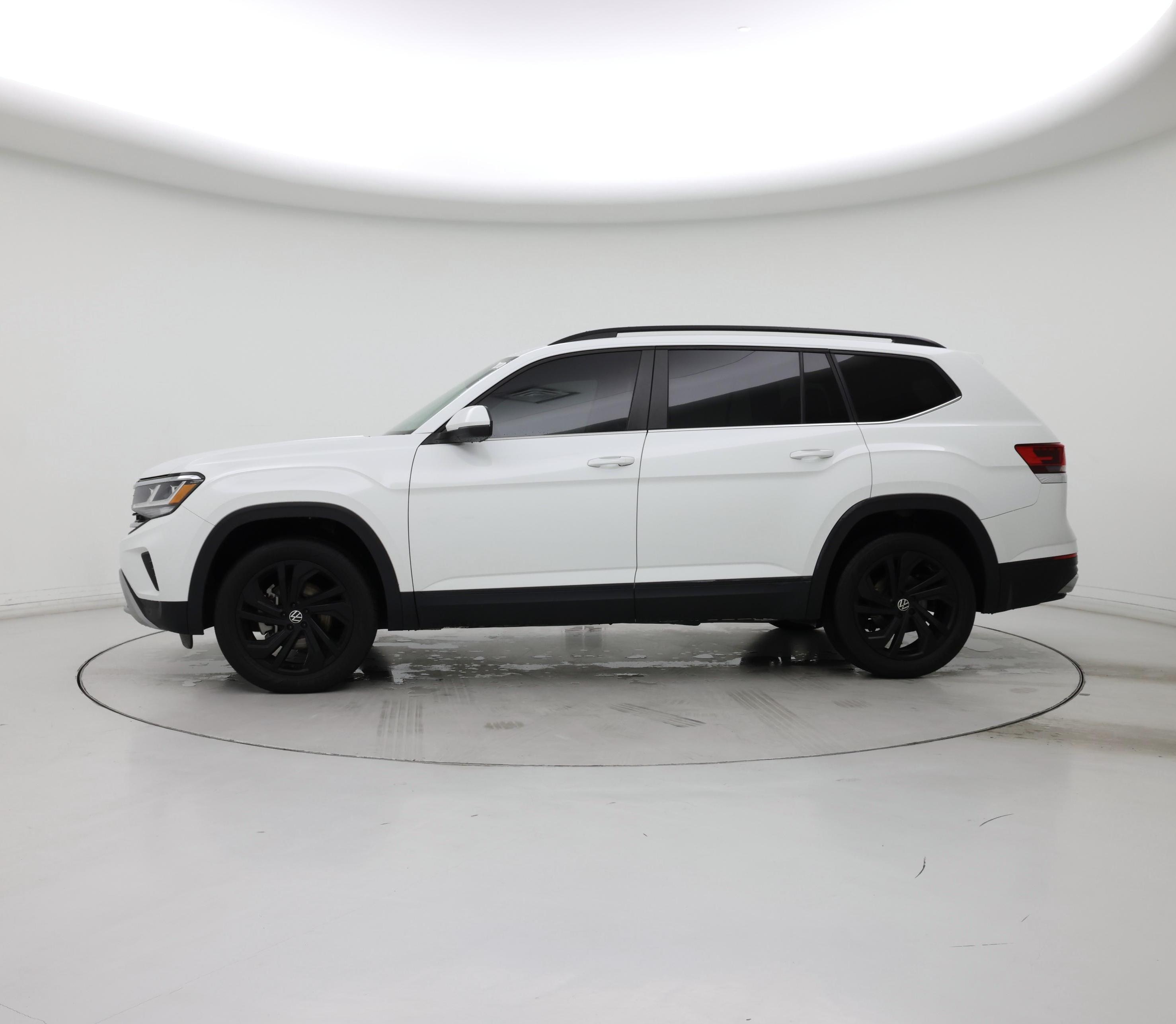 Thumbnail: 2022 Volkswagen Atlas - 3