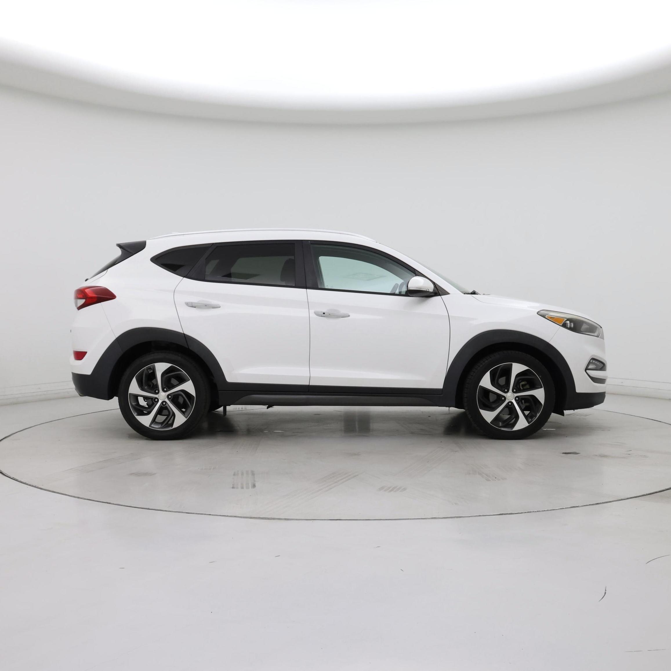 Thumbnail: 2016 Hyundai Tucson - 7