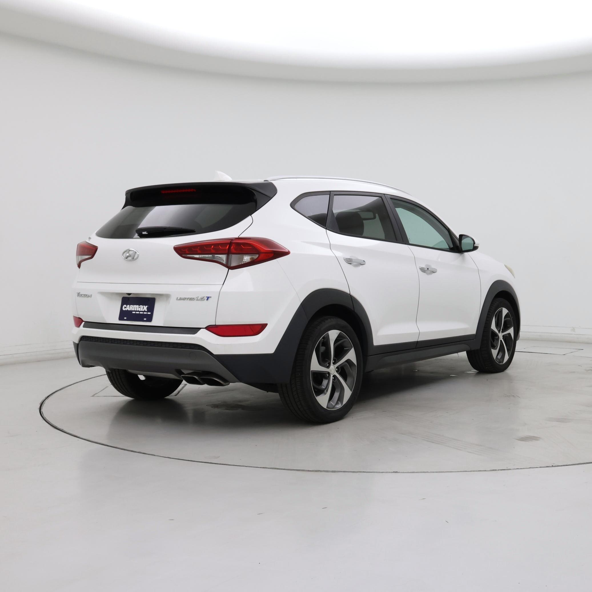 Thumbnail: 2016 Hyundai Tucson - 8