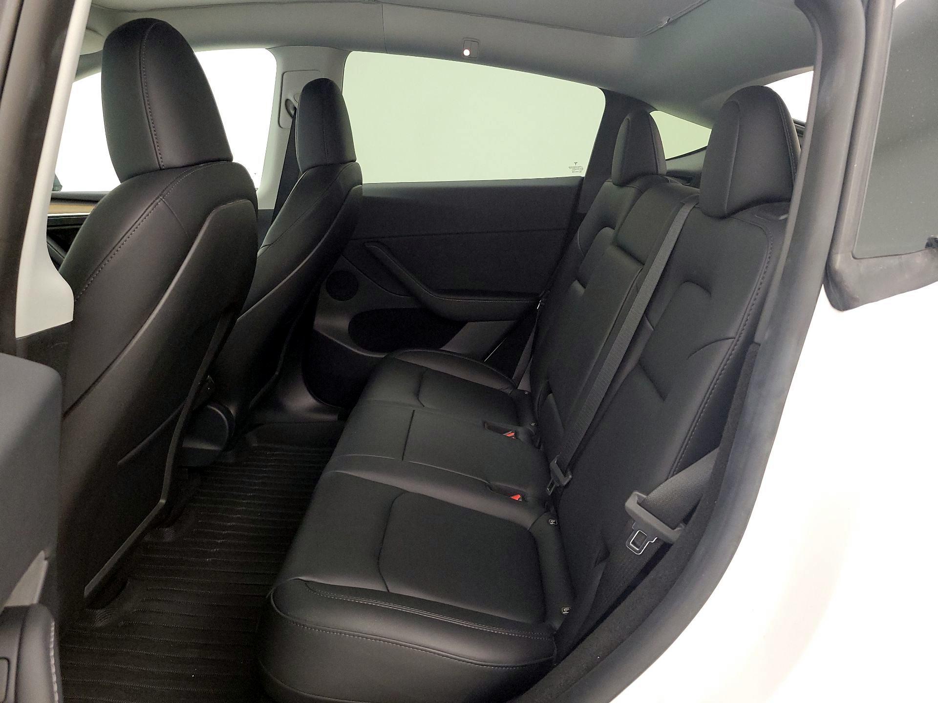 Thumbnail: 2022 Tesla Model Y - 18