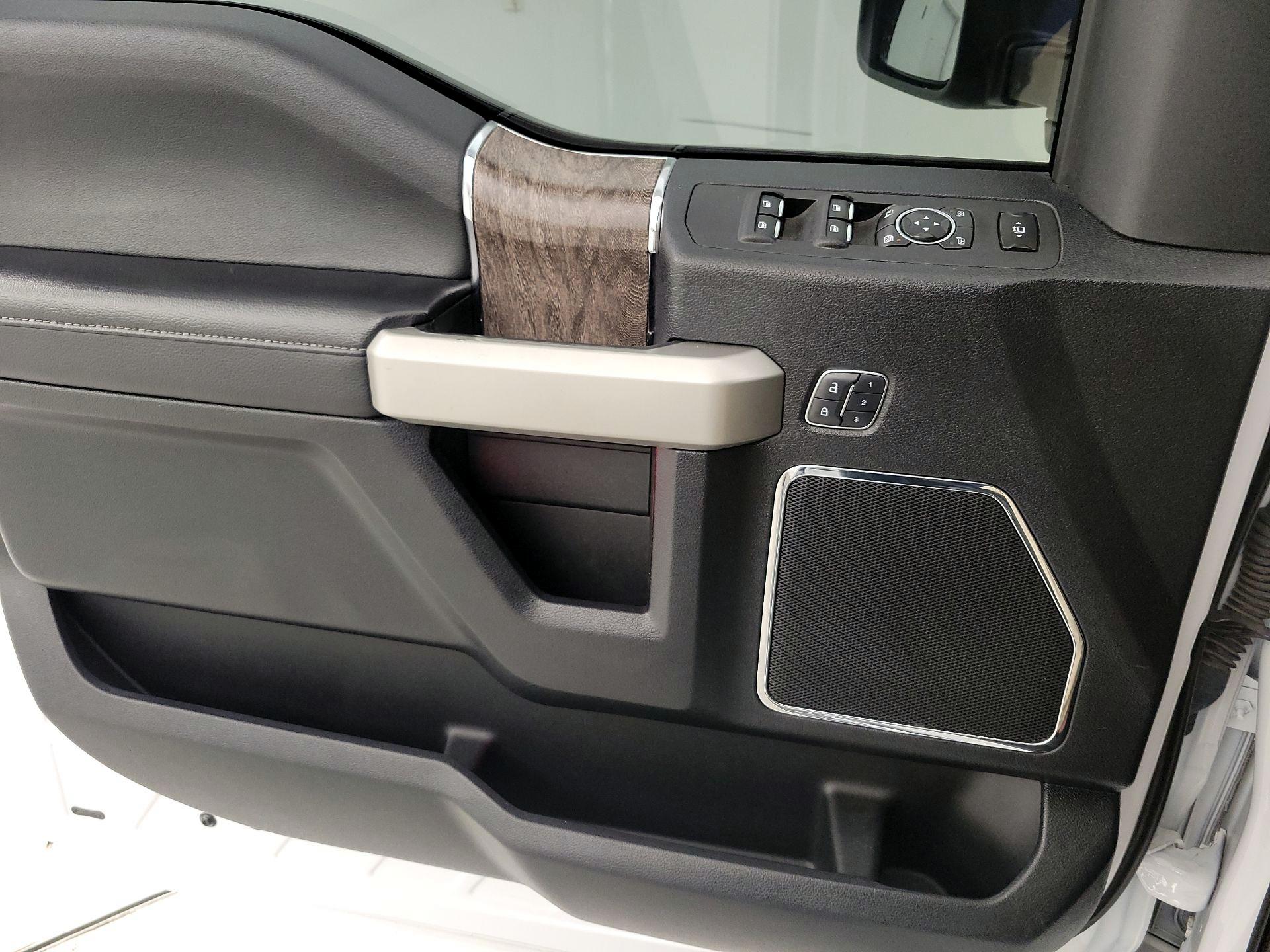 Thumbnail: 2017 Ford F-250 - 12
