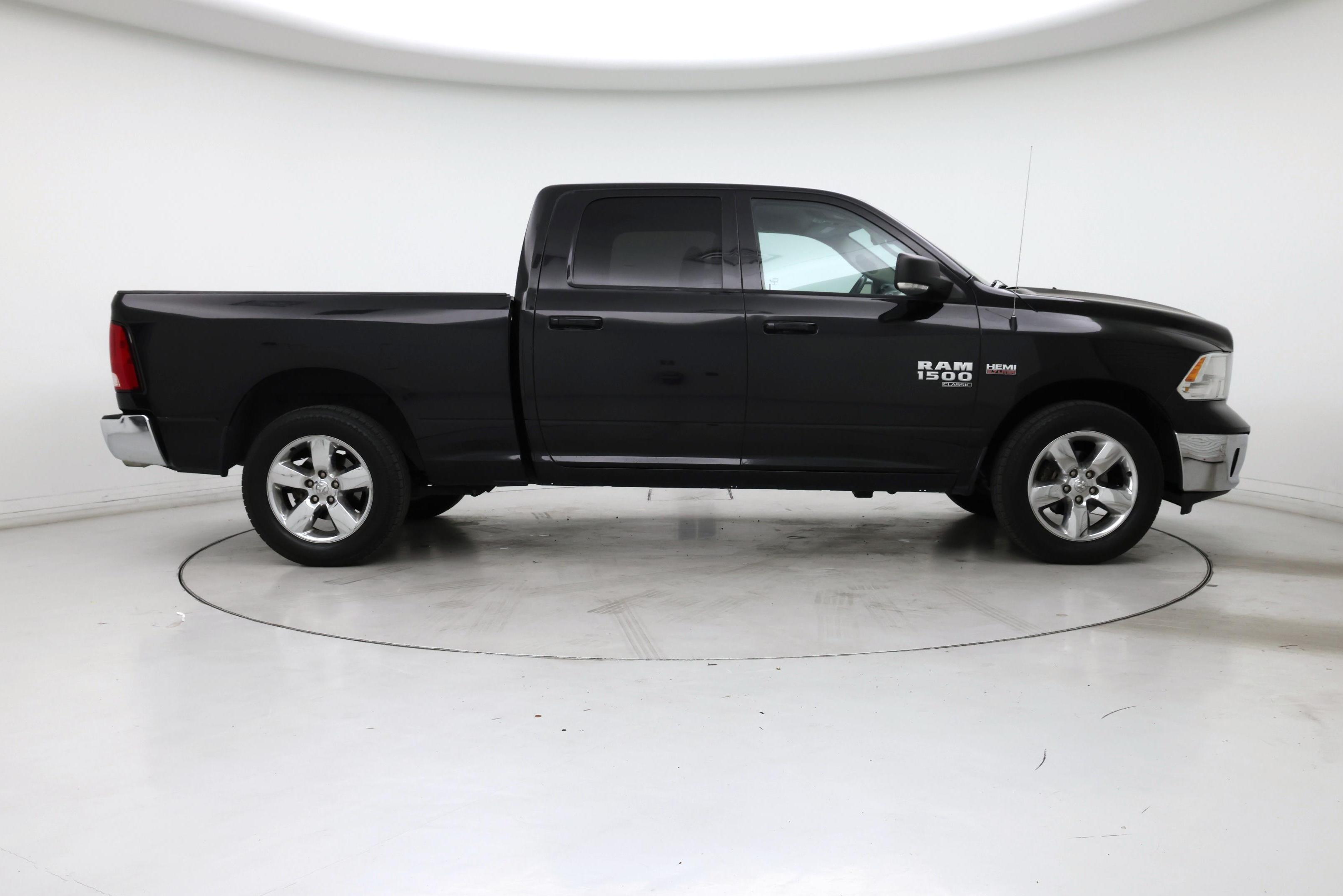 Thumbnail: 2019 RAM 1500 Classic - 7