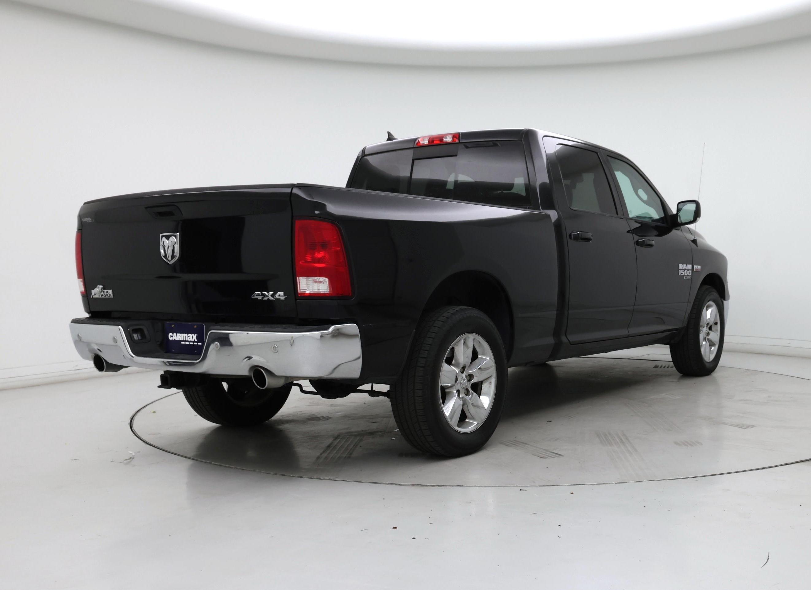 Thumbnail: 2019 RAM 1500 Classic - 8