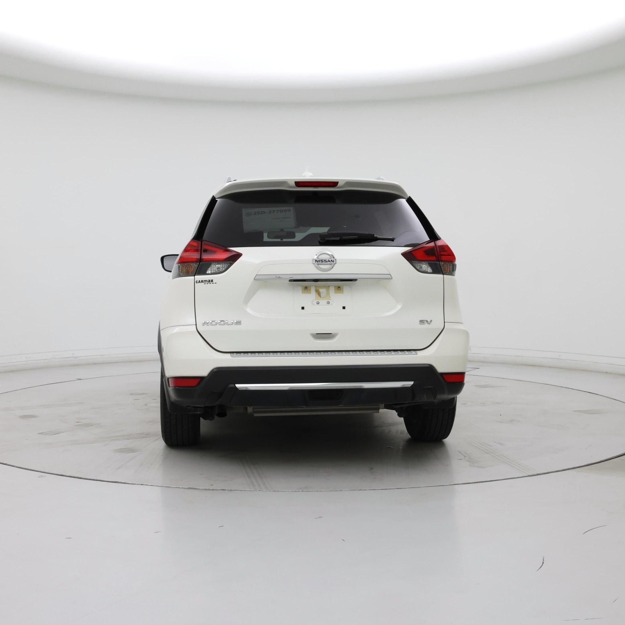 Thumbnail: 2017 Nissan Rogue - 6