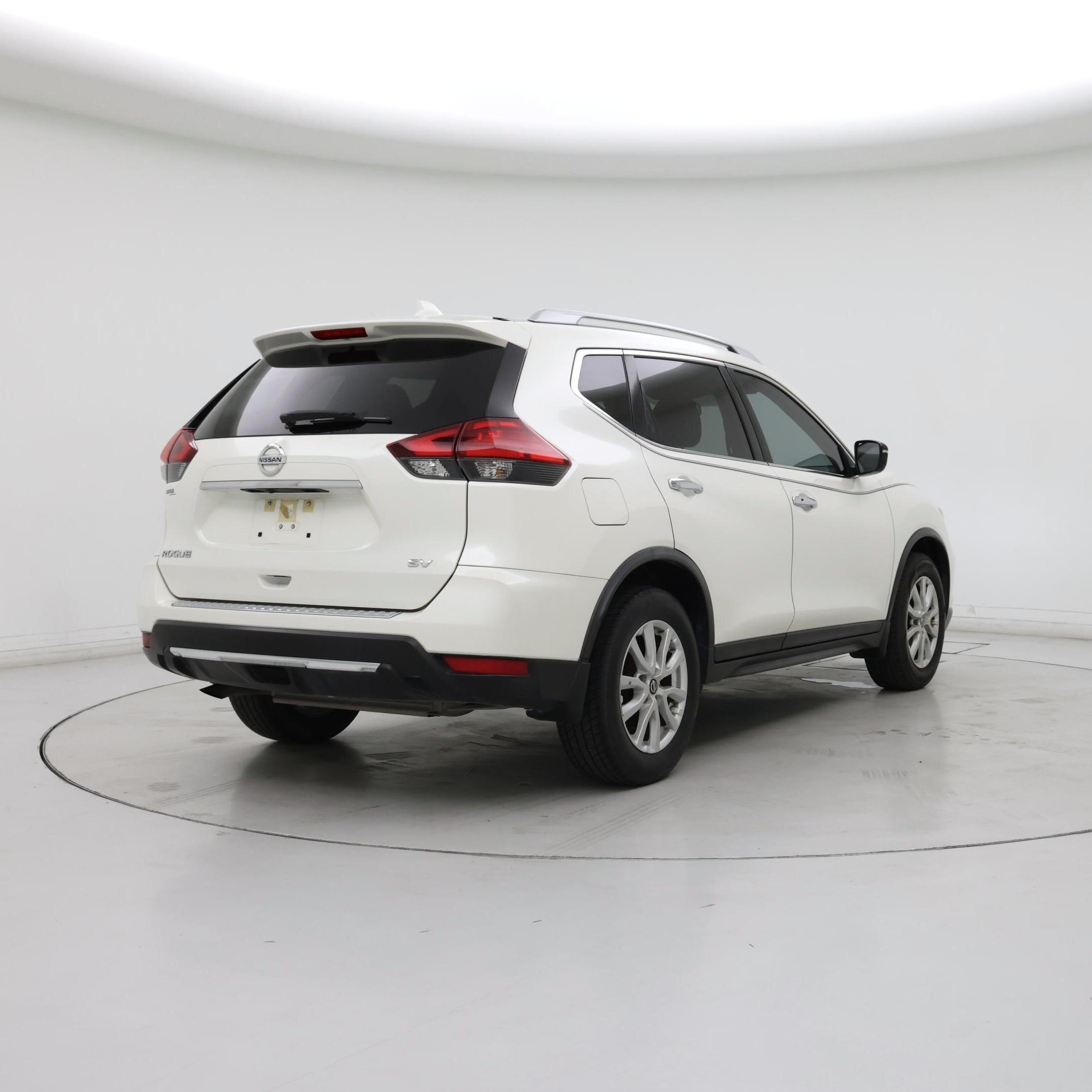 Thumbnail: 2017 Nissan Rogue - 8
