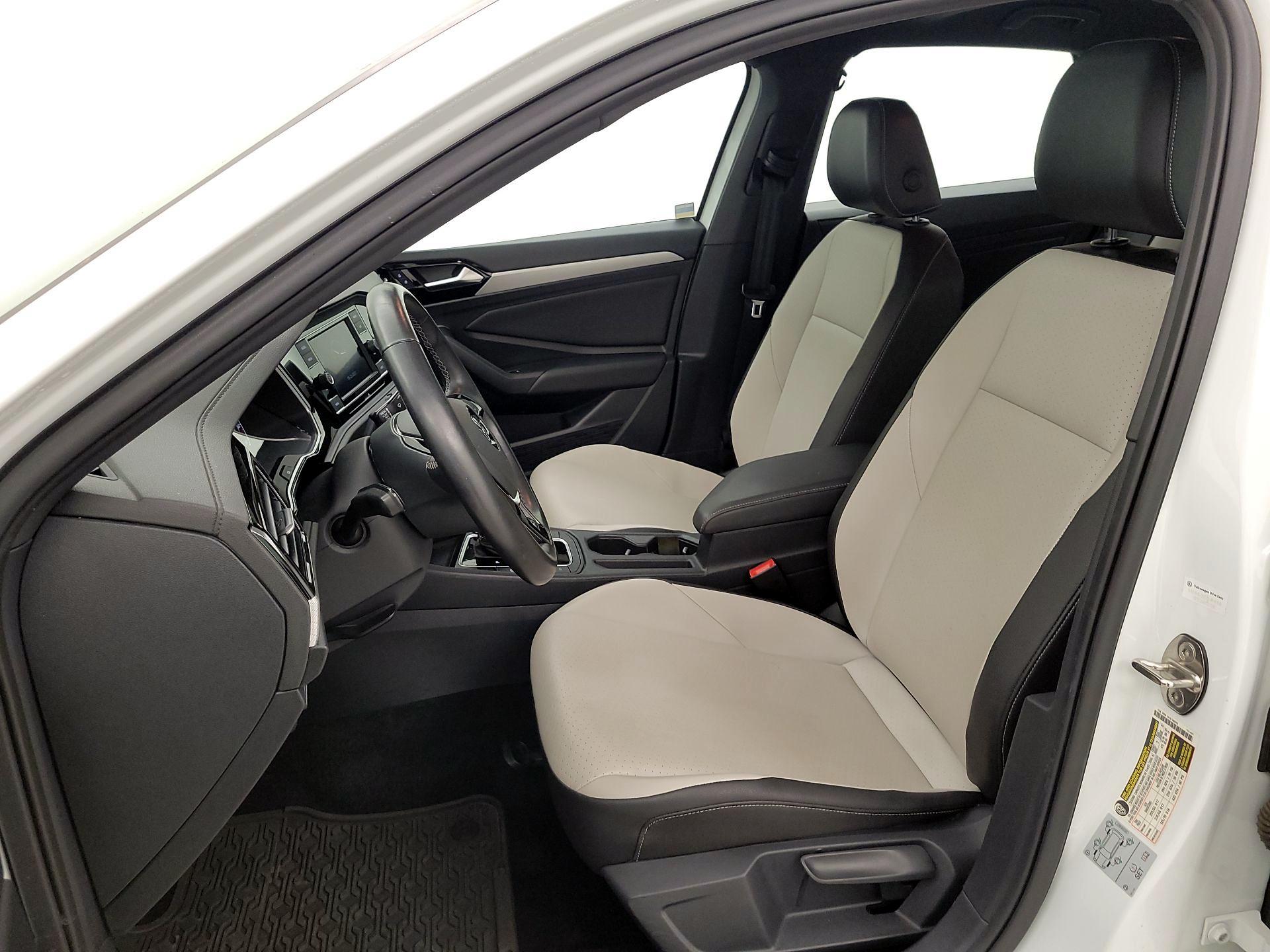 Thumbnail: 2020 Volkswagen Jetta - 11