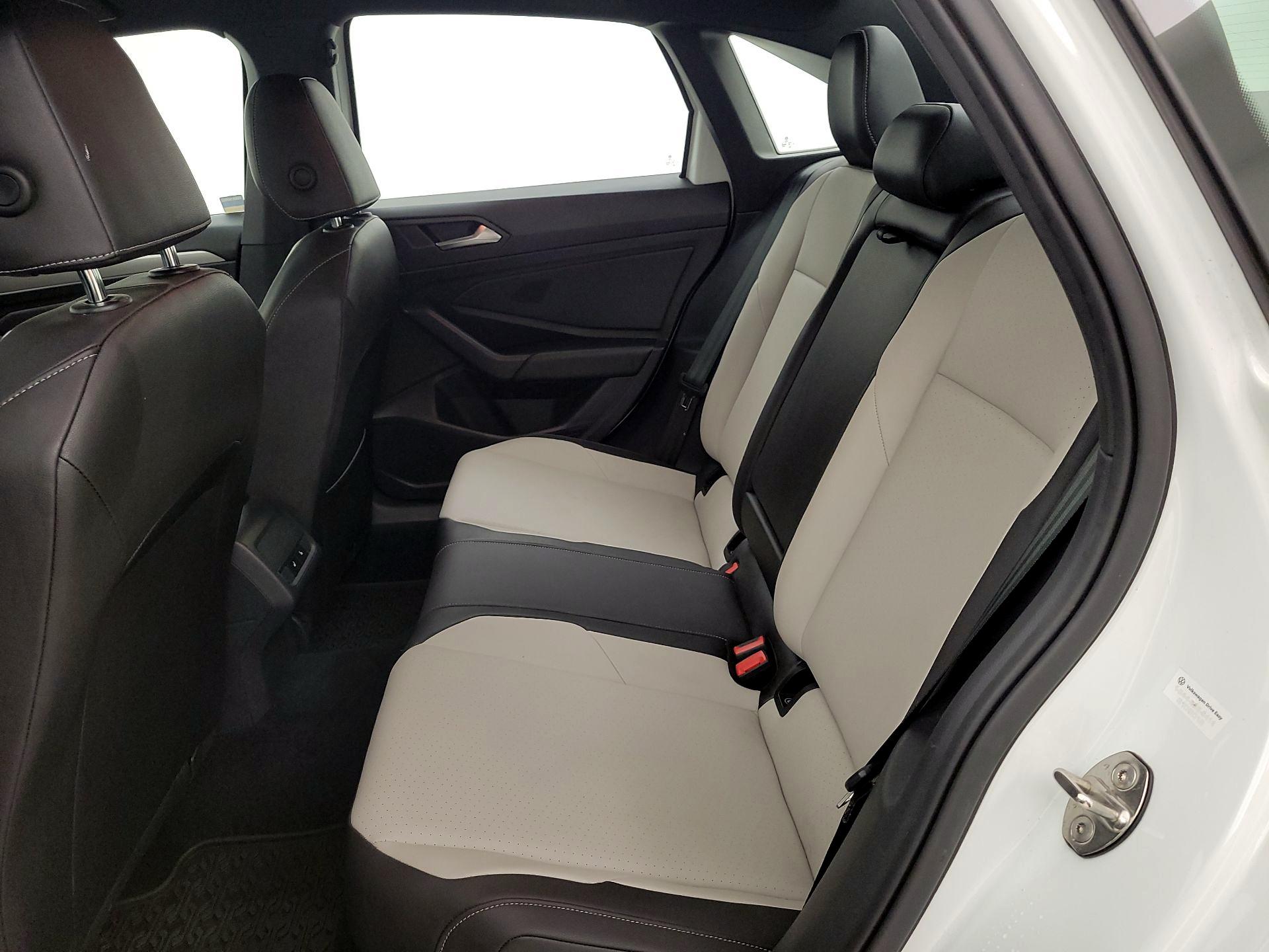 Thumbnail: 2020 Volkswagen Jetta - 20