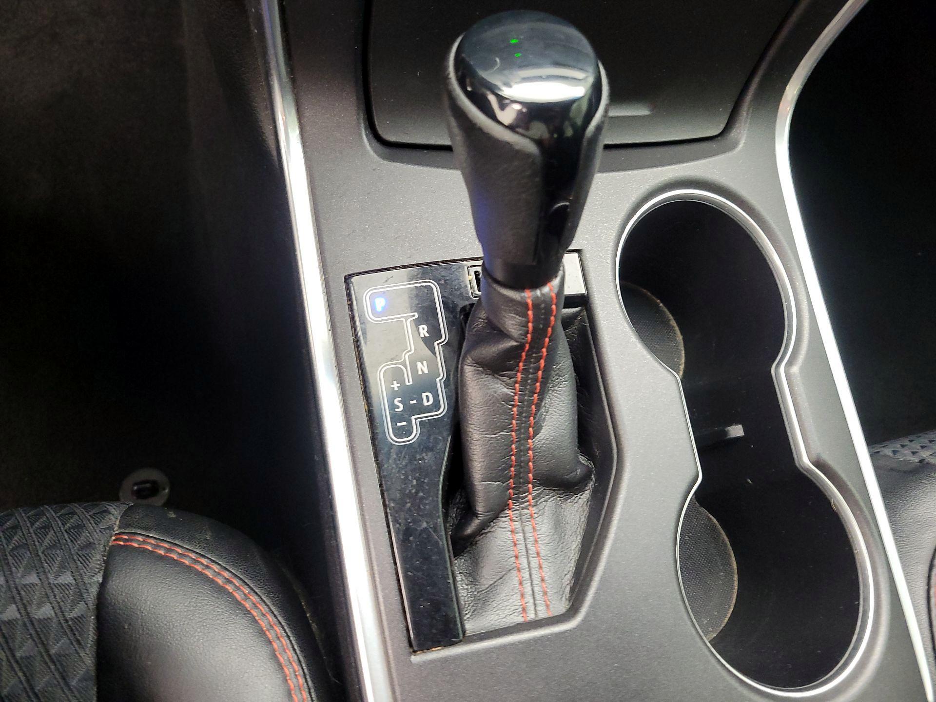 Thumbnail: 2015 Toyota Camry - 15