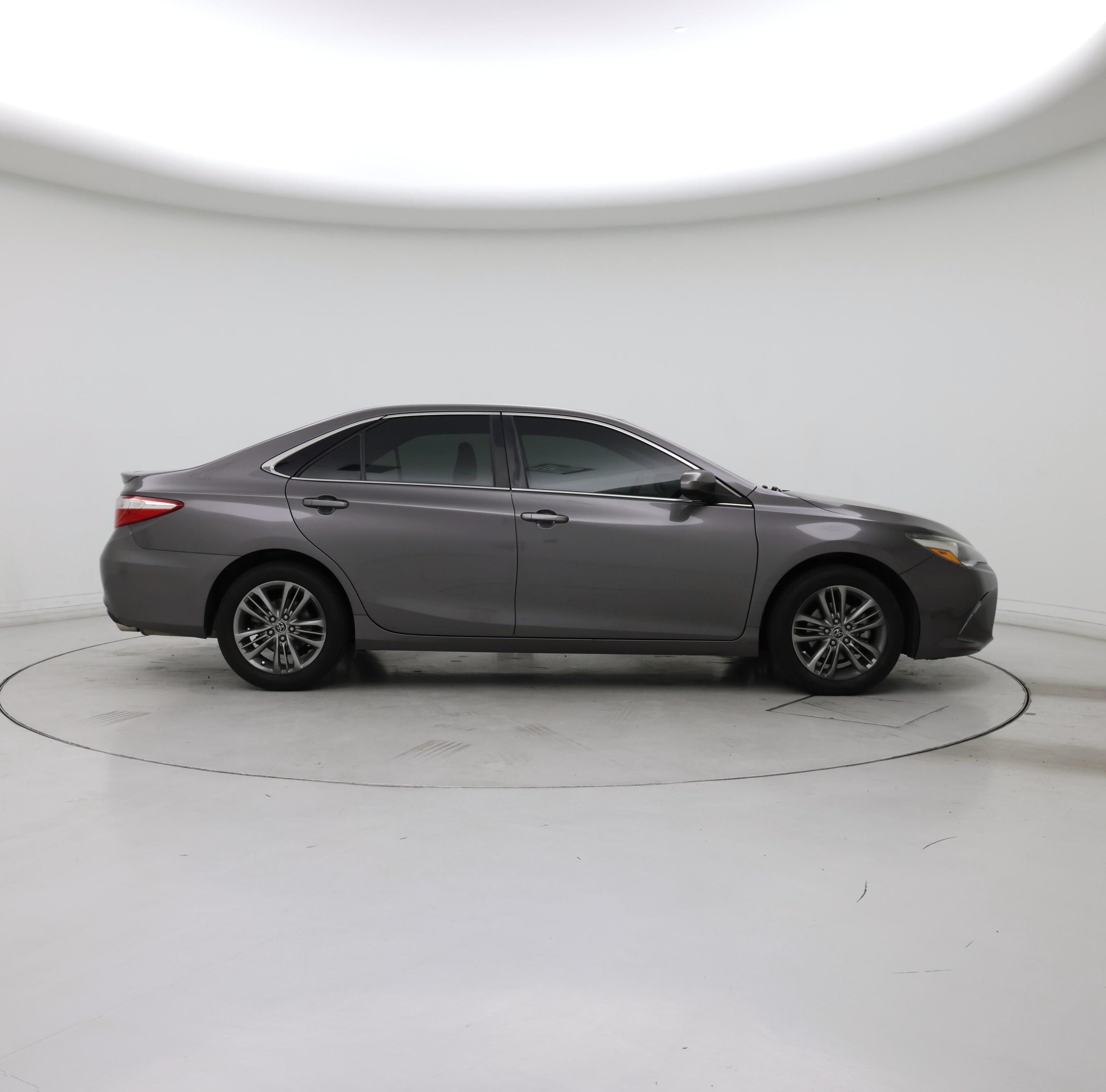 Thumbnail: 2015 Toyota Camry - 7