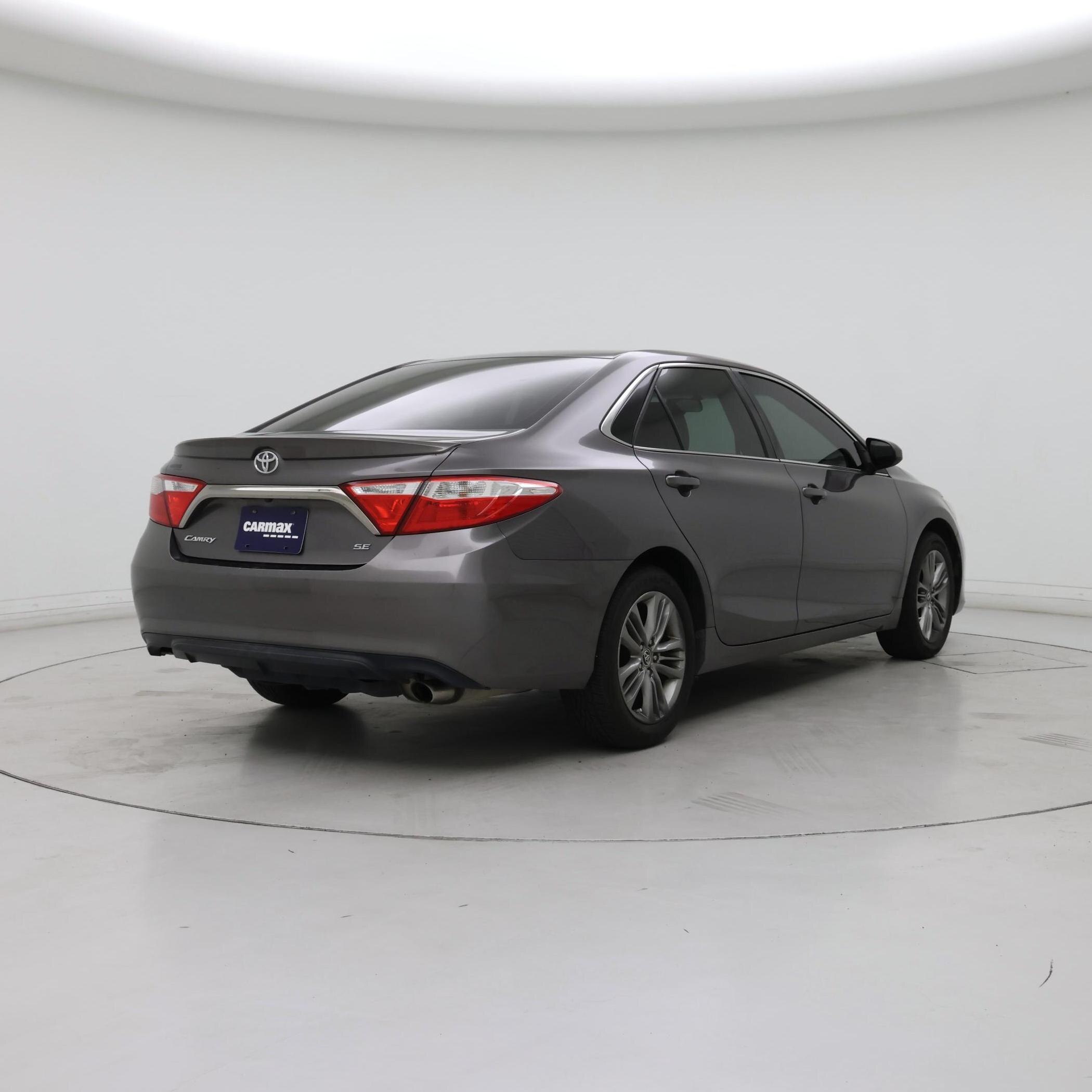 Thumbnail: 2015 Toyota Camry - 8