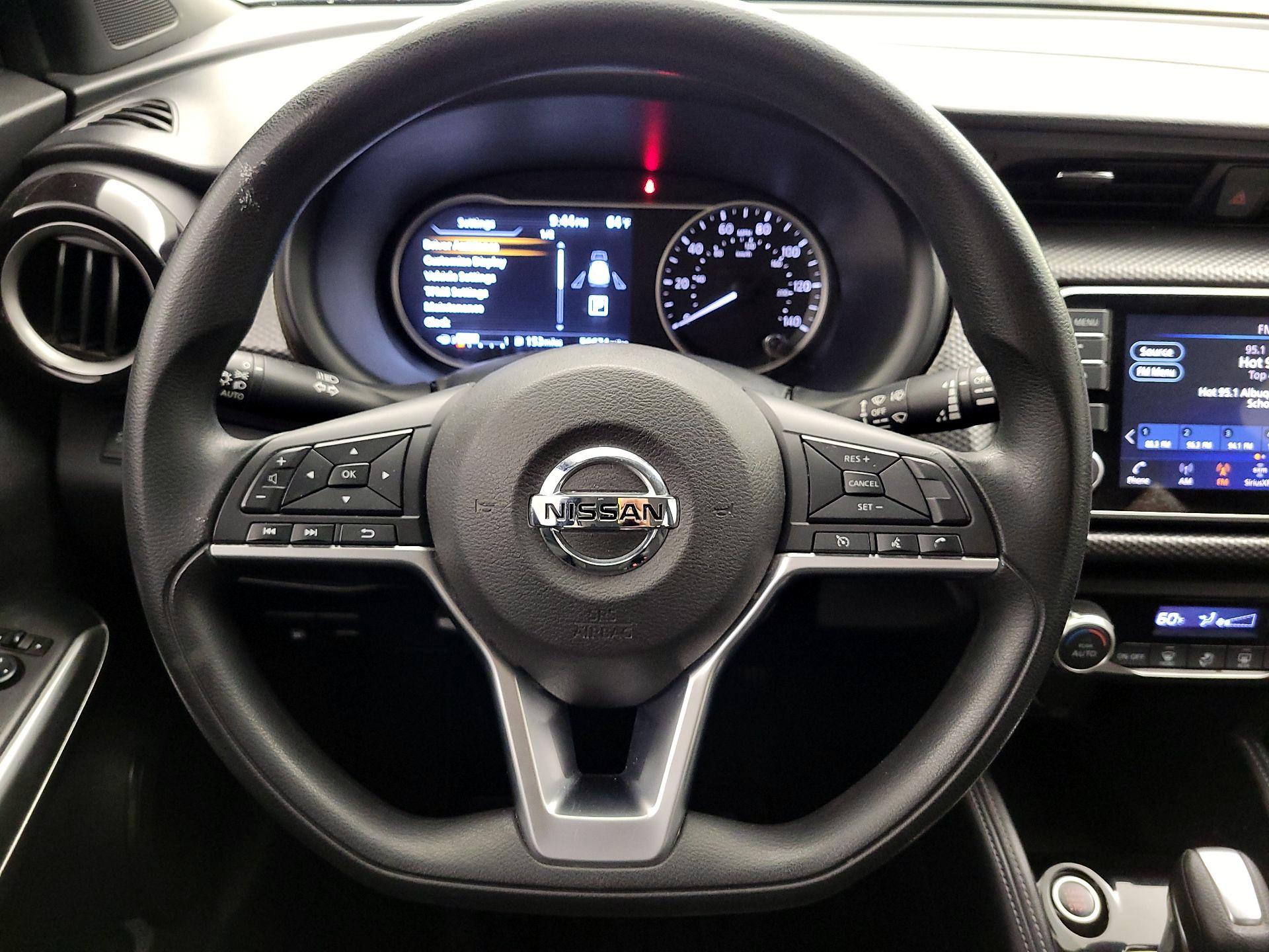 Thumbnail: 2019 Nissan Kicks - 10