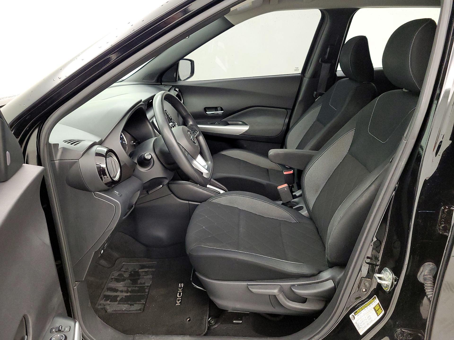 Thumbnail: 2019 Nissan Kicks - 11