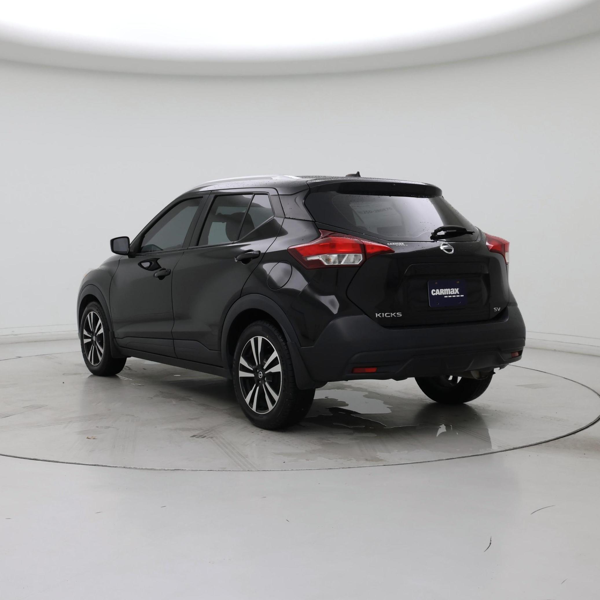 Thumbnail: 2019 Nissan Kicks - 2