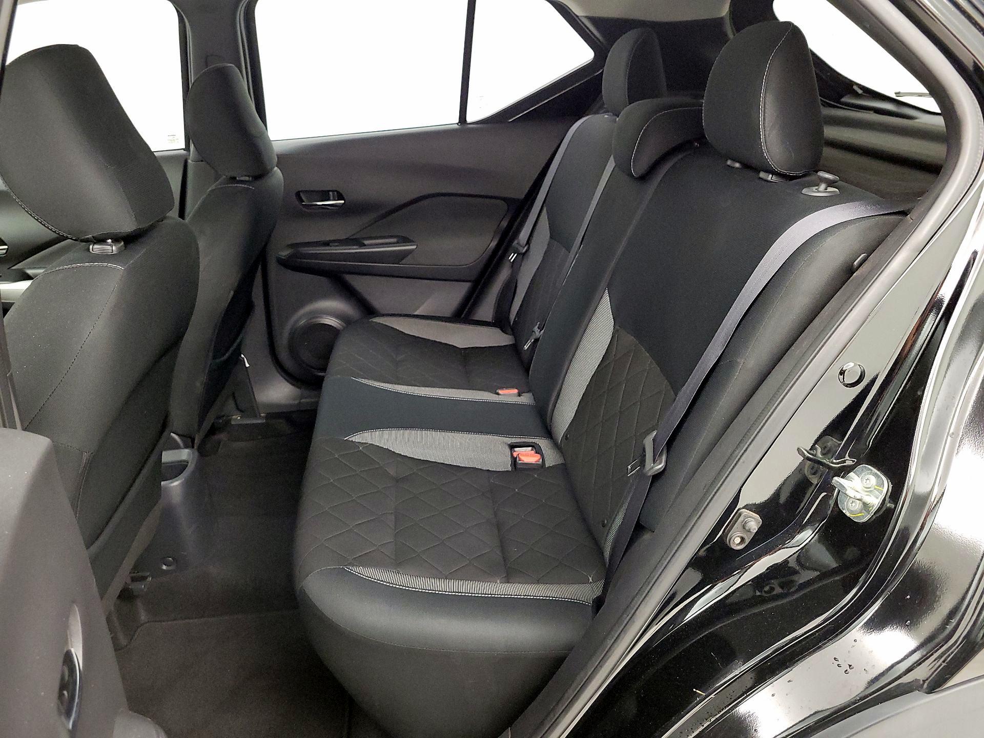 Thumbnail: 2019 Nissan Kicks - 19