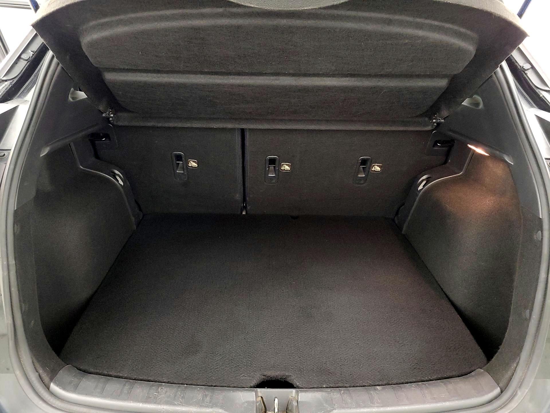 Thumbnail: 2019 Nissan Kicks - 20