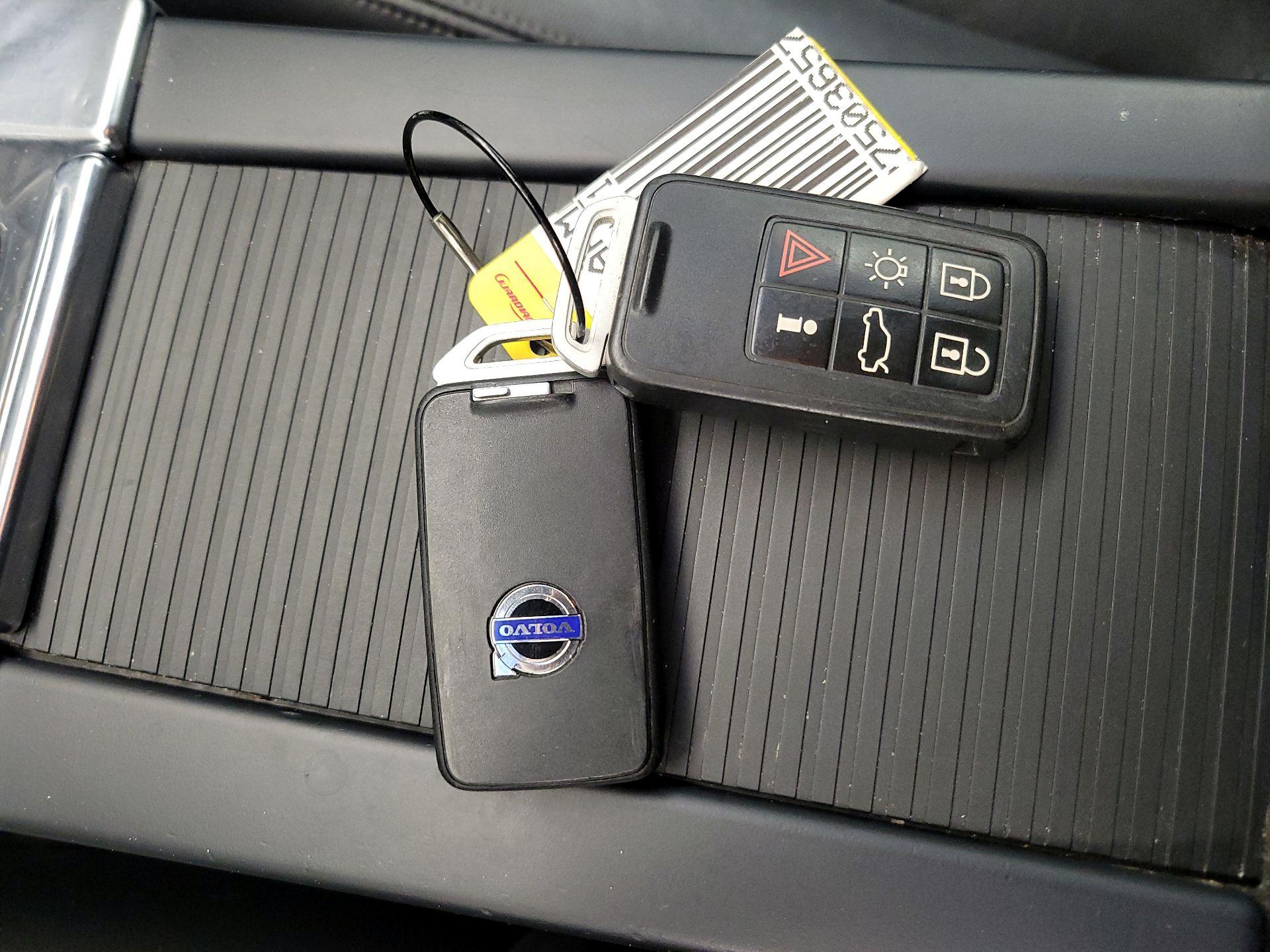 Thumbnail: 2015 Volvo V60 - 18