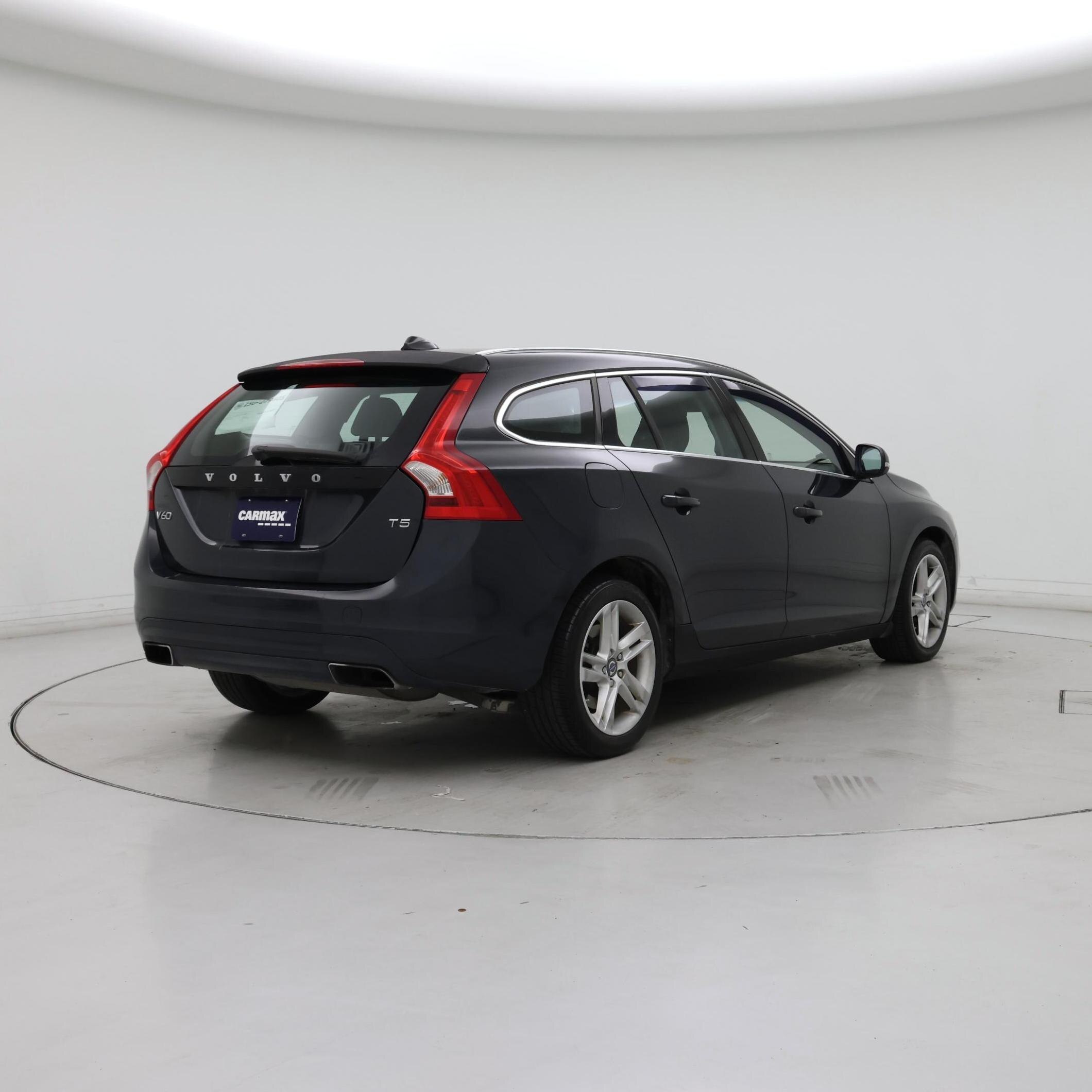 Thumbnail: 2015 Volvo V60 - 8