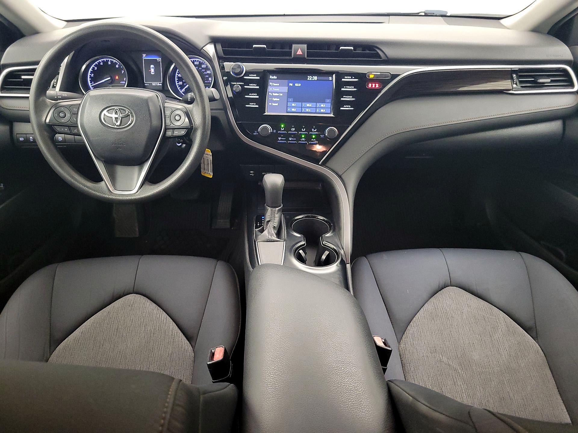 Thumbnail: 2018 Toyota Camry - 9