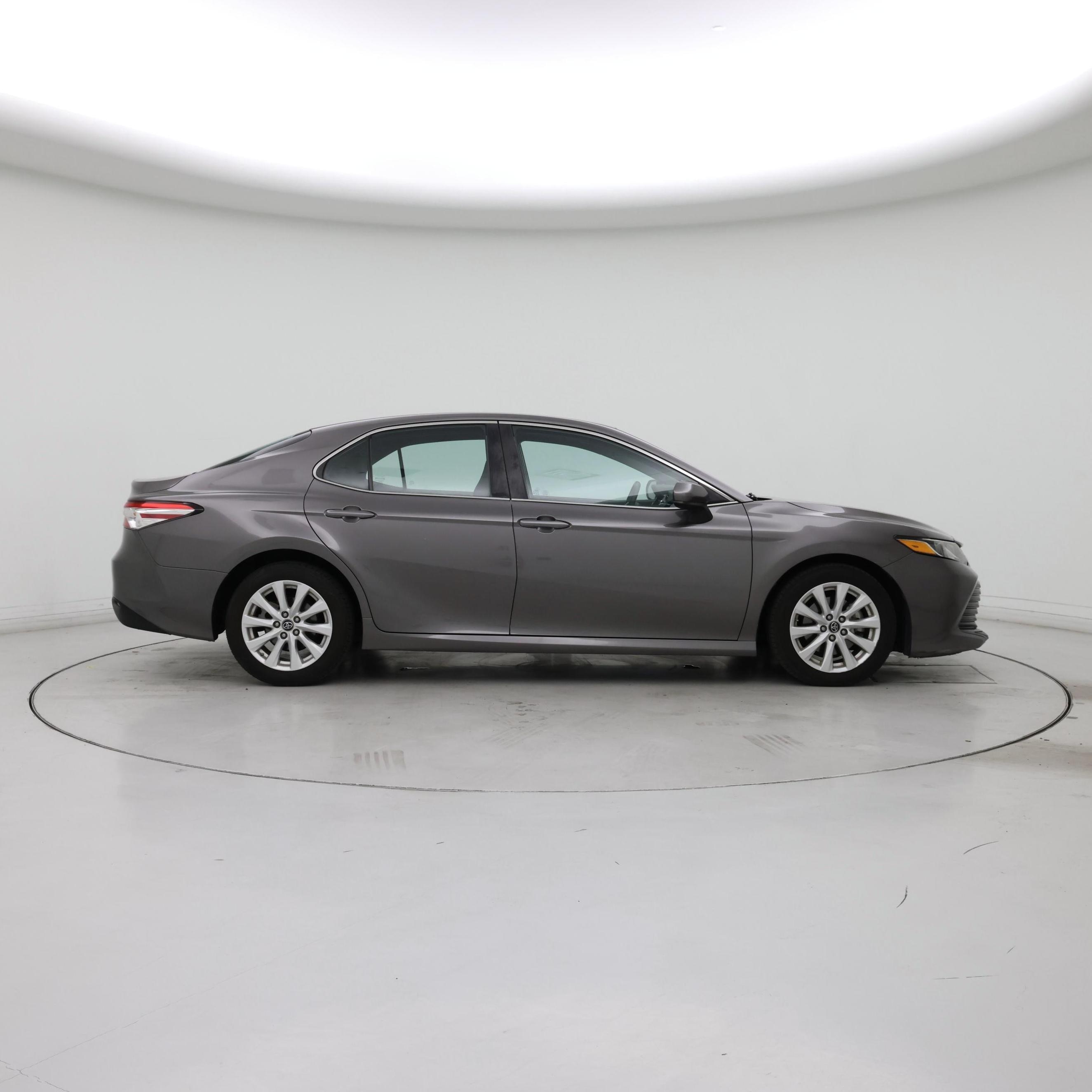 Thumbnail: 2018 Toyota Camry - 7