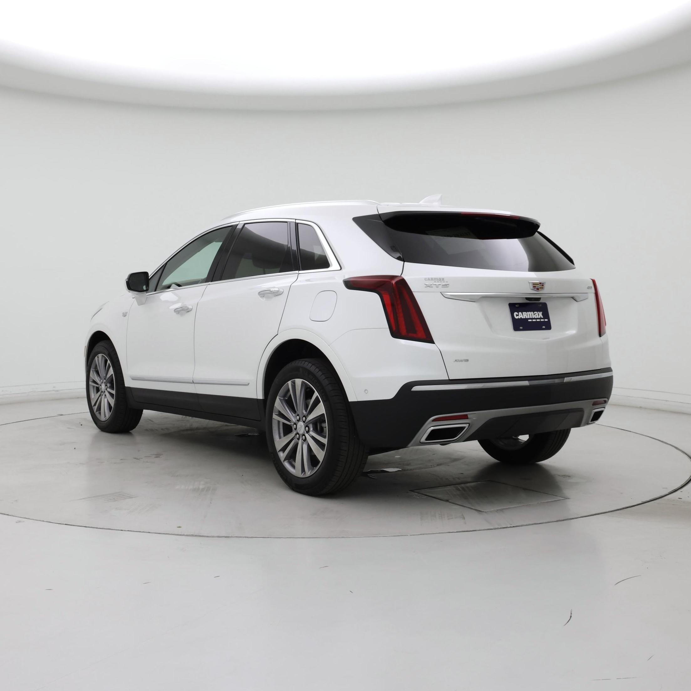 Thumbnail: 2024 Cadillac XT5 - 2