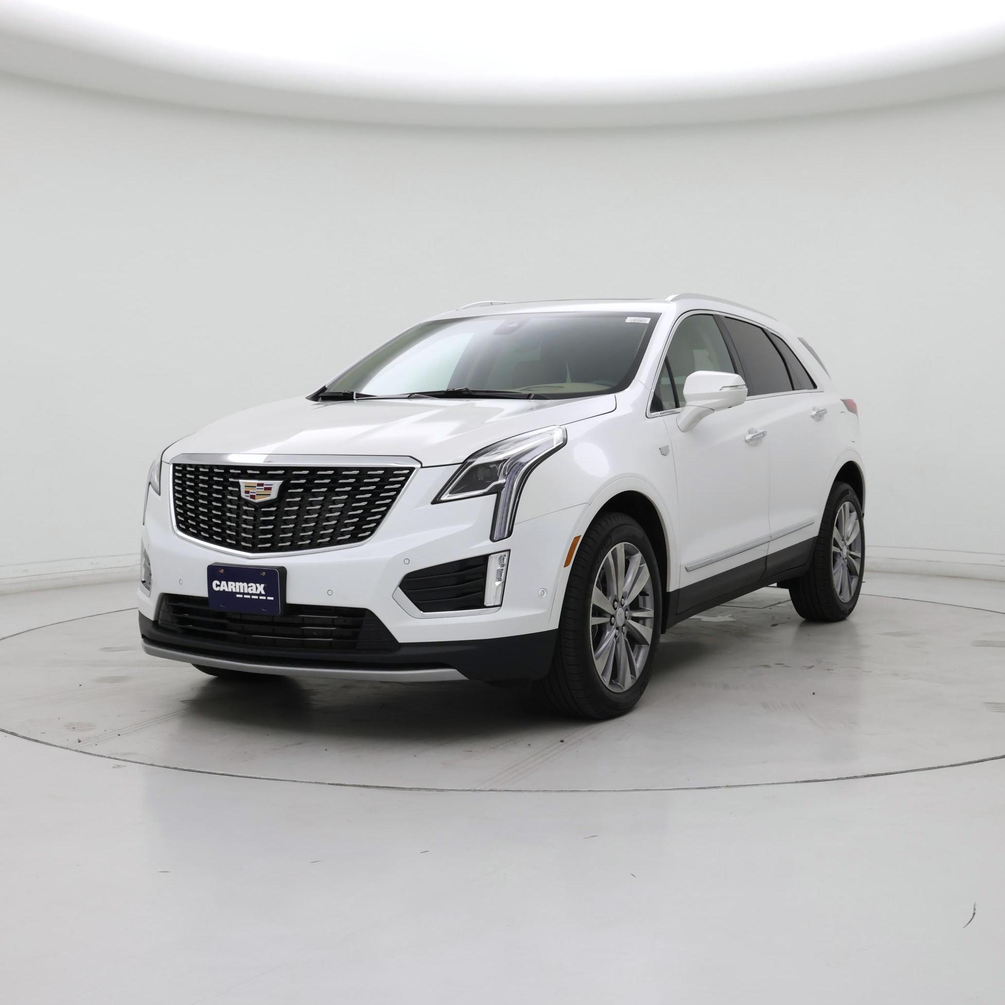 Thumbnail: 2024 Cadillac XT5 - 4