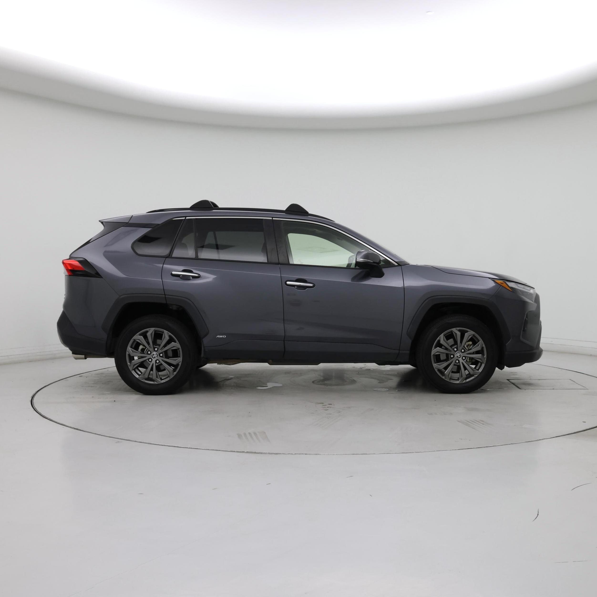 Thumbnail: 2022 Toyota RAV4 - 7