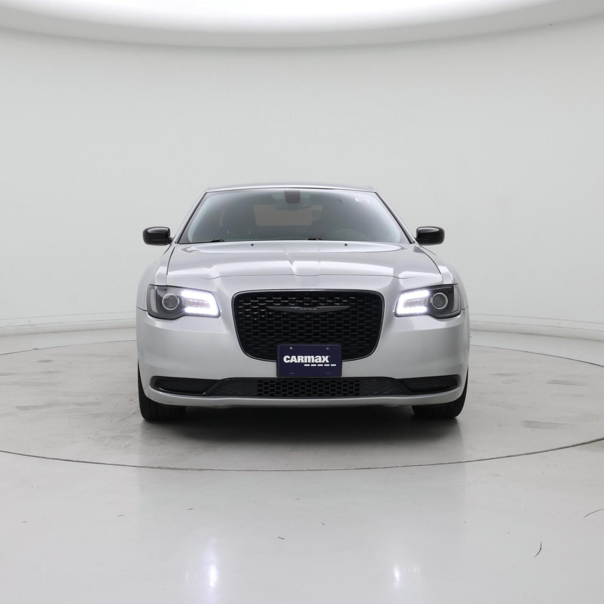 Thumbnail: 2021 Chrysler 300 - 5