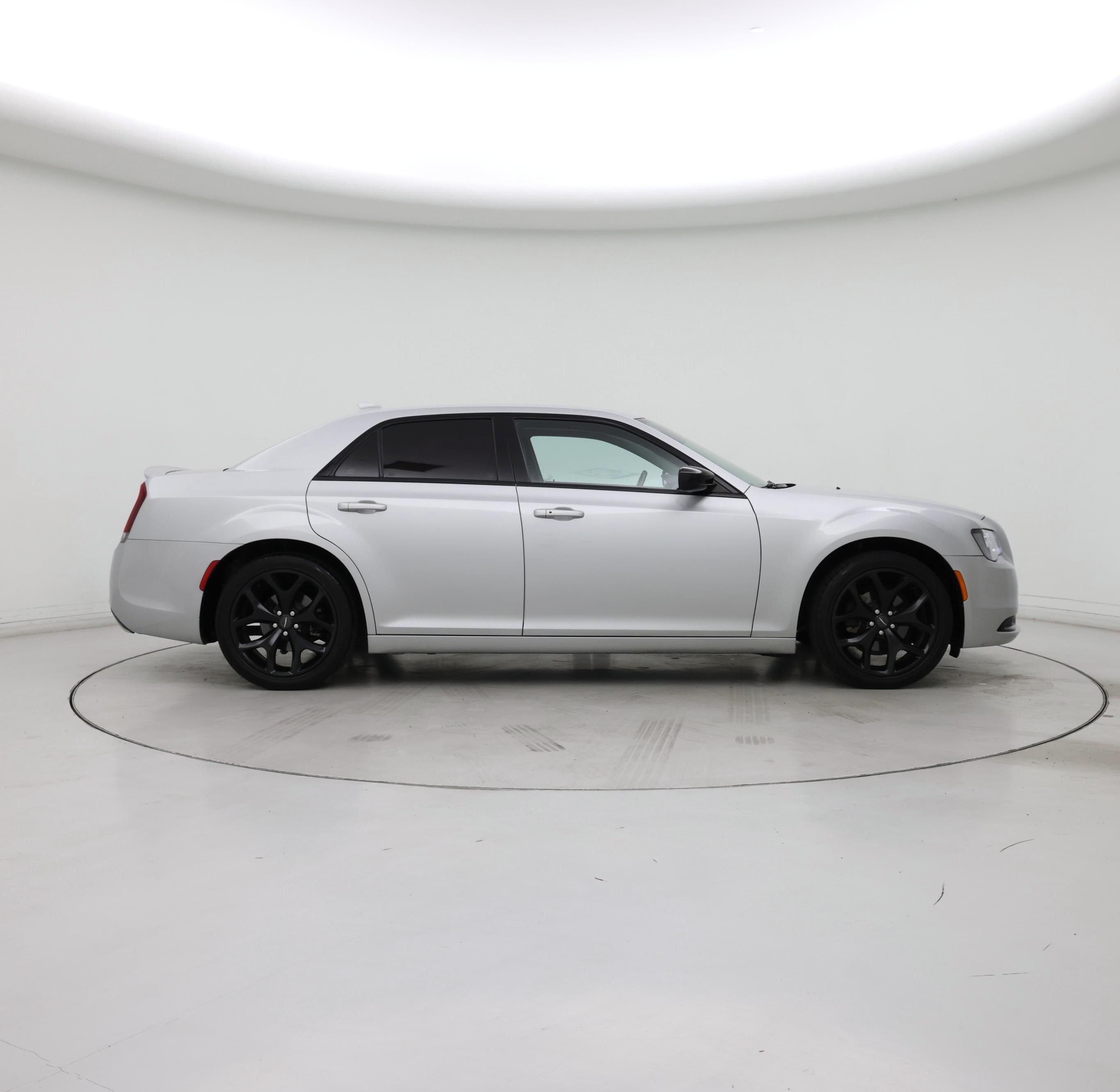 Thumbnail: 2021 Chrysler 300 - 7