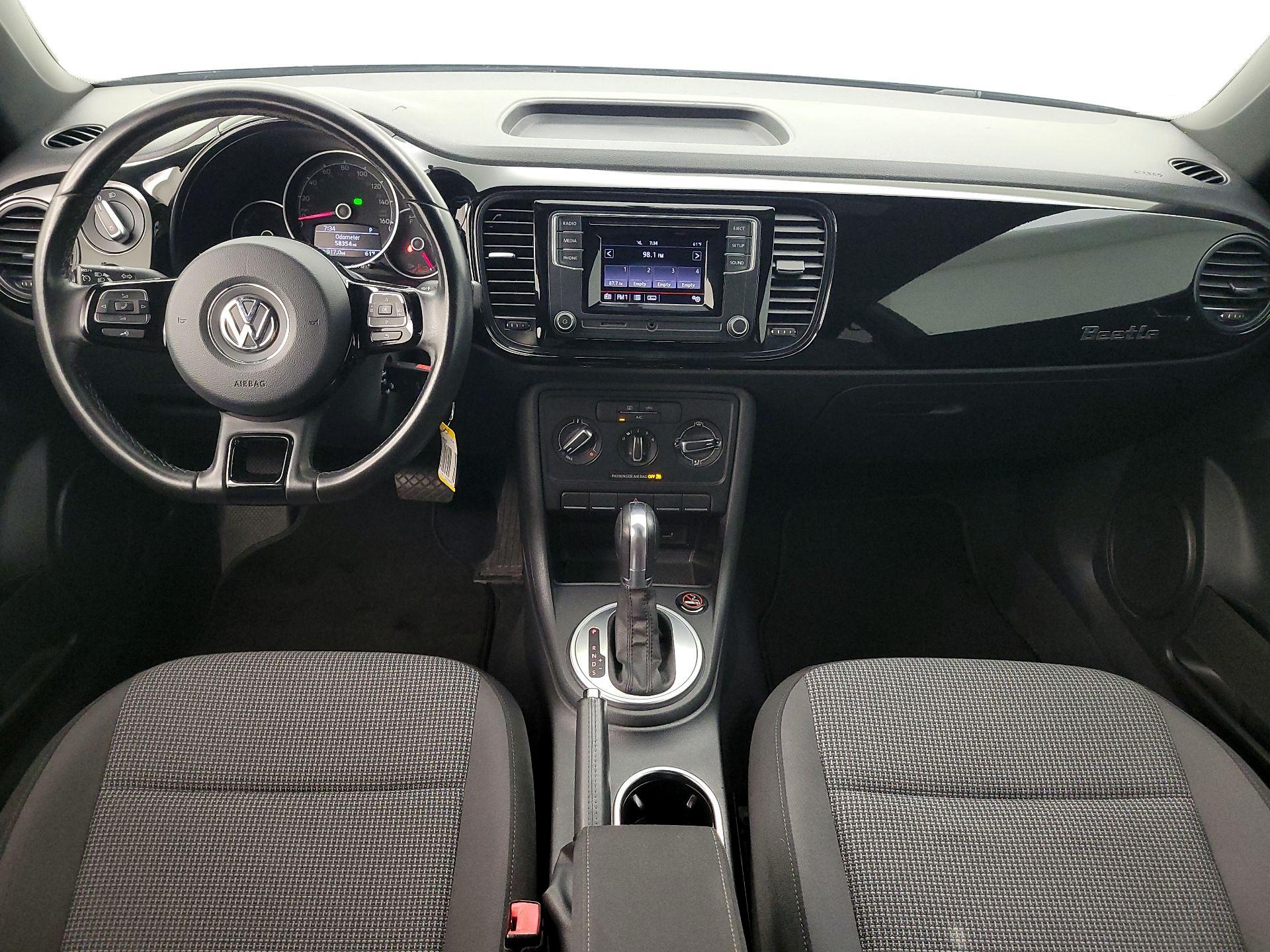 Thumbnail: 2018 Volkswagen Beetle - 9