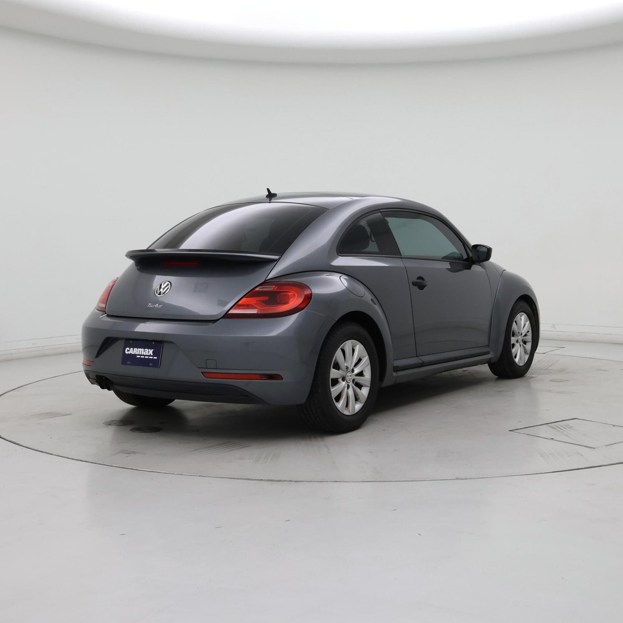 Thumbnail: 2018 Volkswagen Beetle - 8