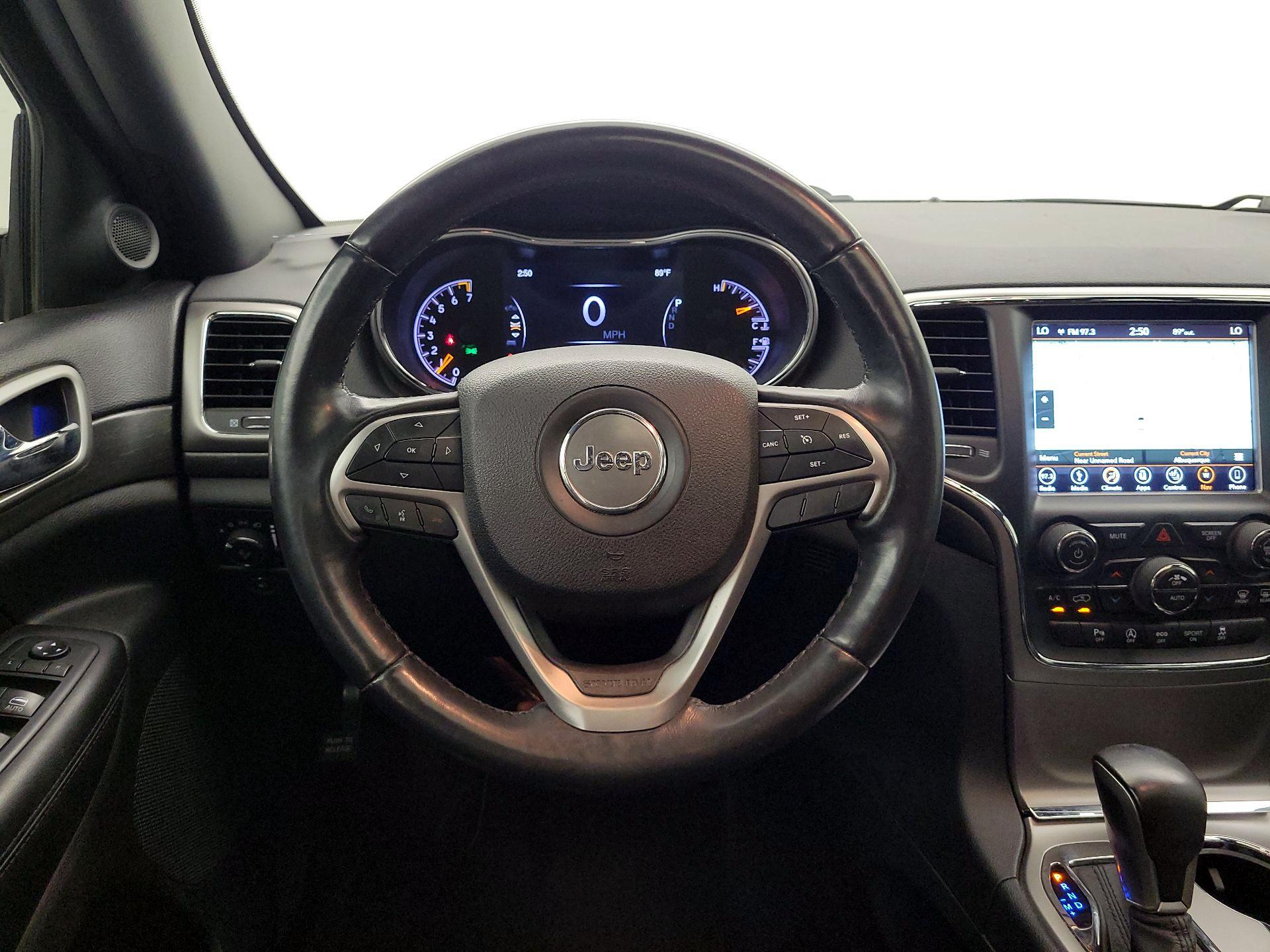 Thumbnail: 2018 Jeep Grand Cherokee - 10