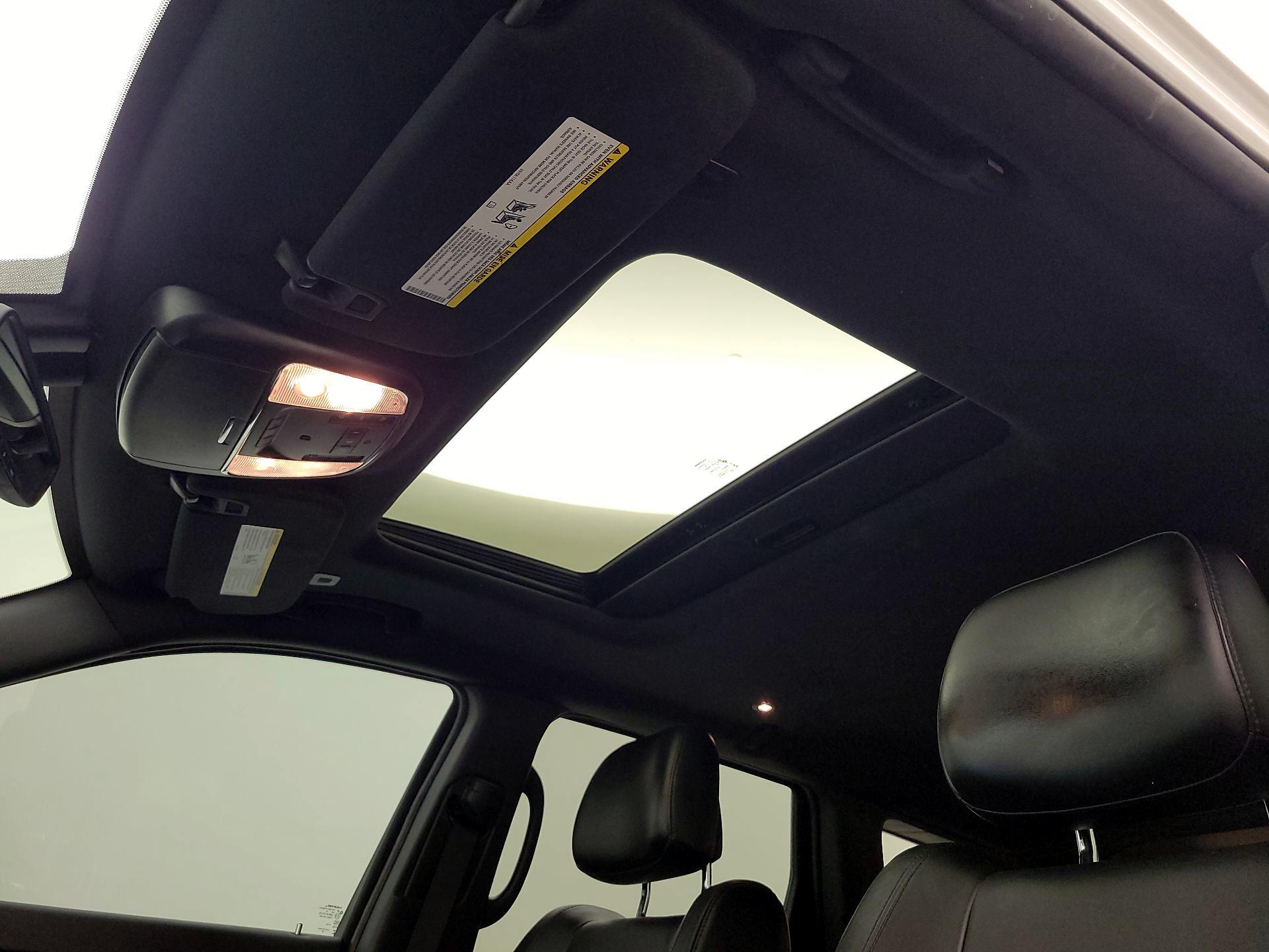 Thumbnail: 2018 Jeep Grand Cherokee - 20