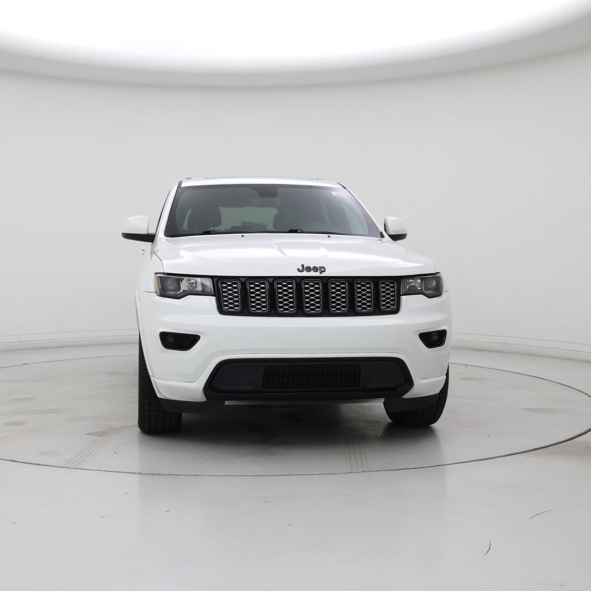 Thumbnail: 2018 Jeep Grand Cherokee - 5