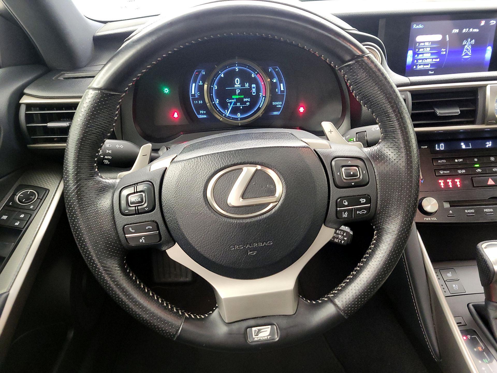 Thumbnail: 2018 Lexus IS - 10
