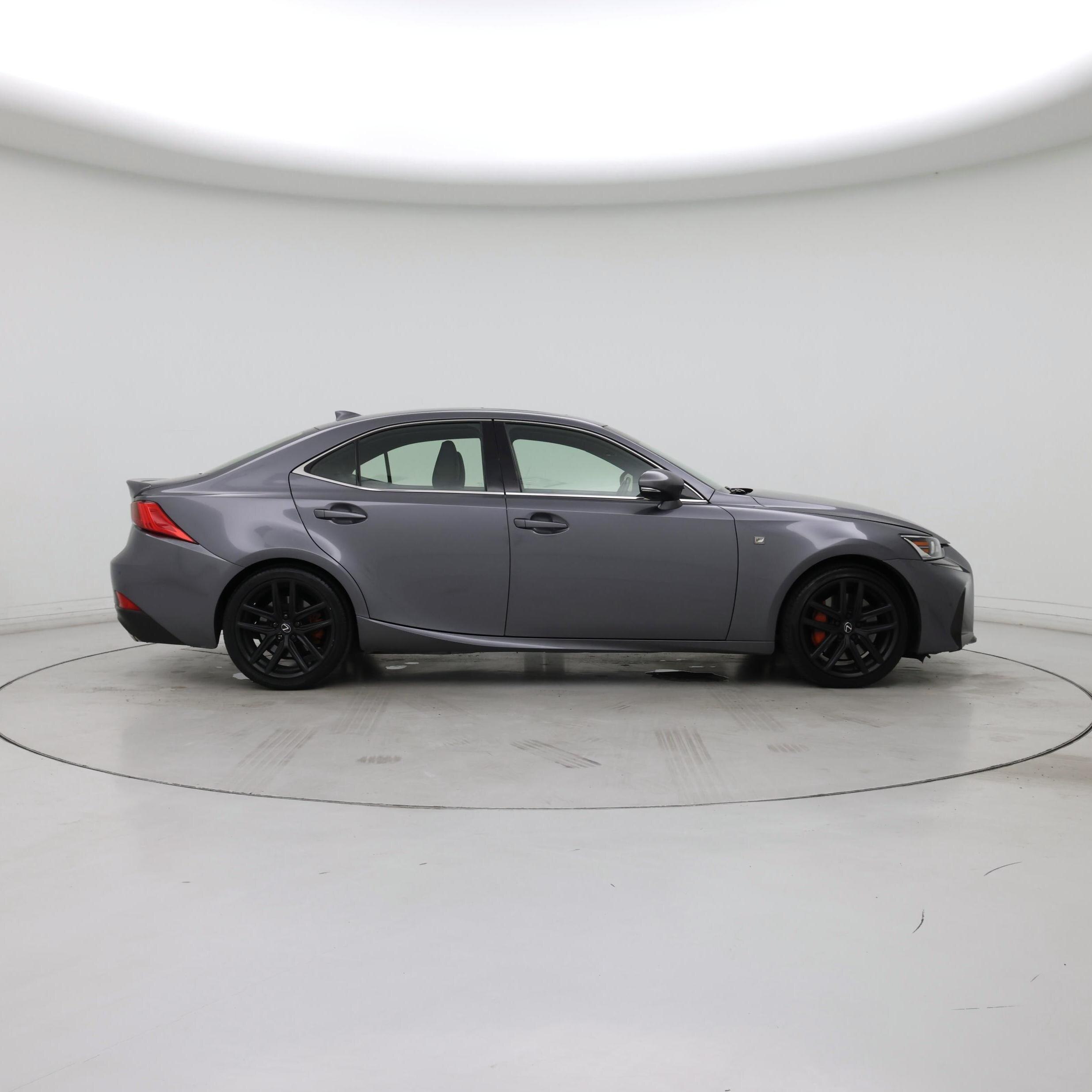 Thumbnail: 2018 Lexus IS - 7