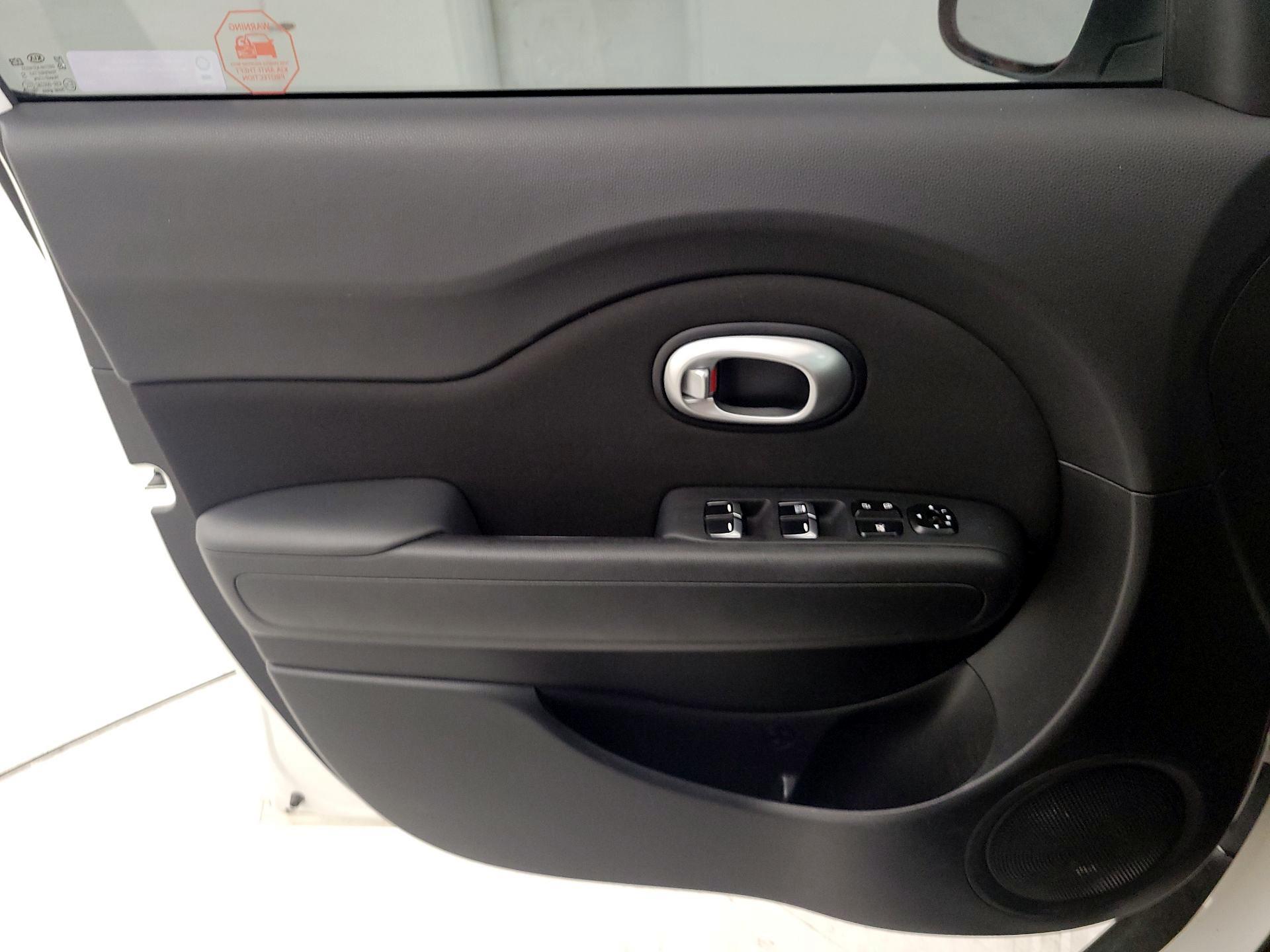 Thumbnail: 2019 Kia Soul - 12