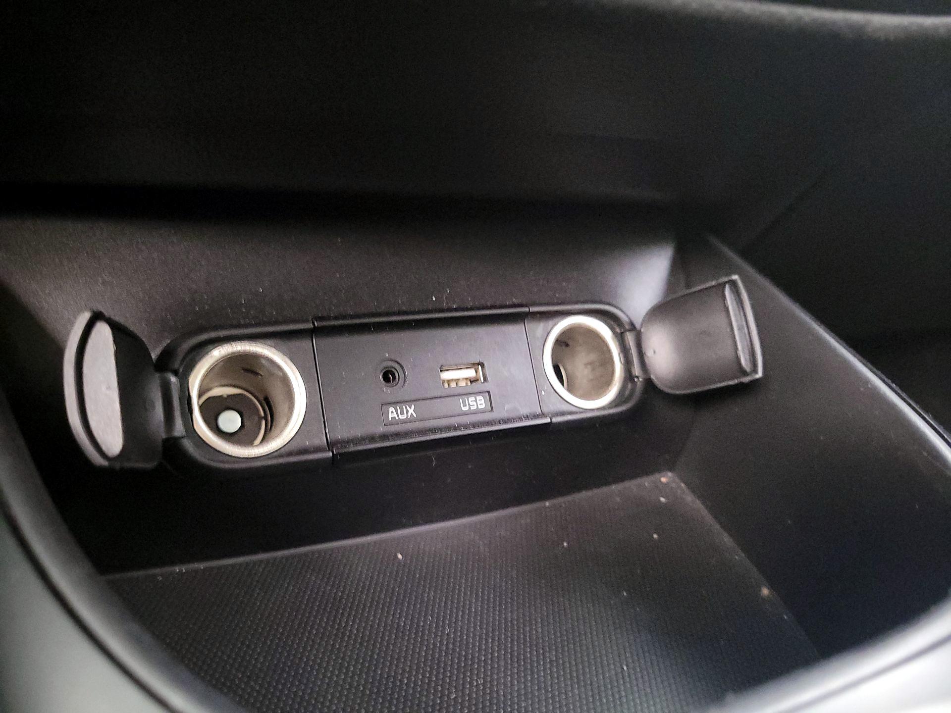 Thumbnail: 2019 Kia Soul - 18