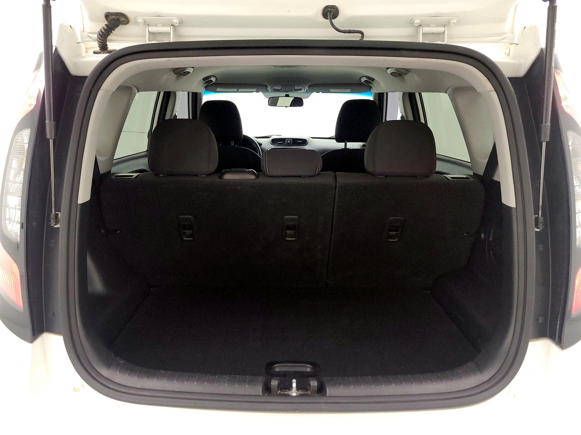 Thumbnail: 2019 Kia Soul - 20