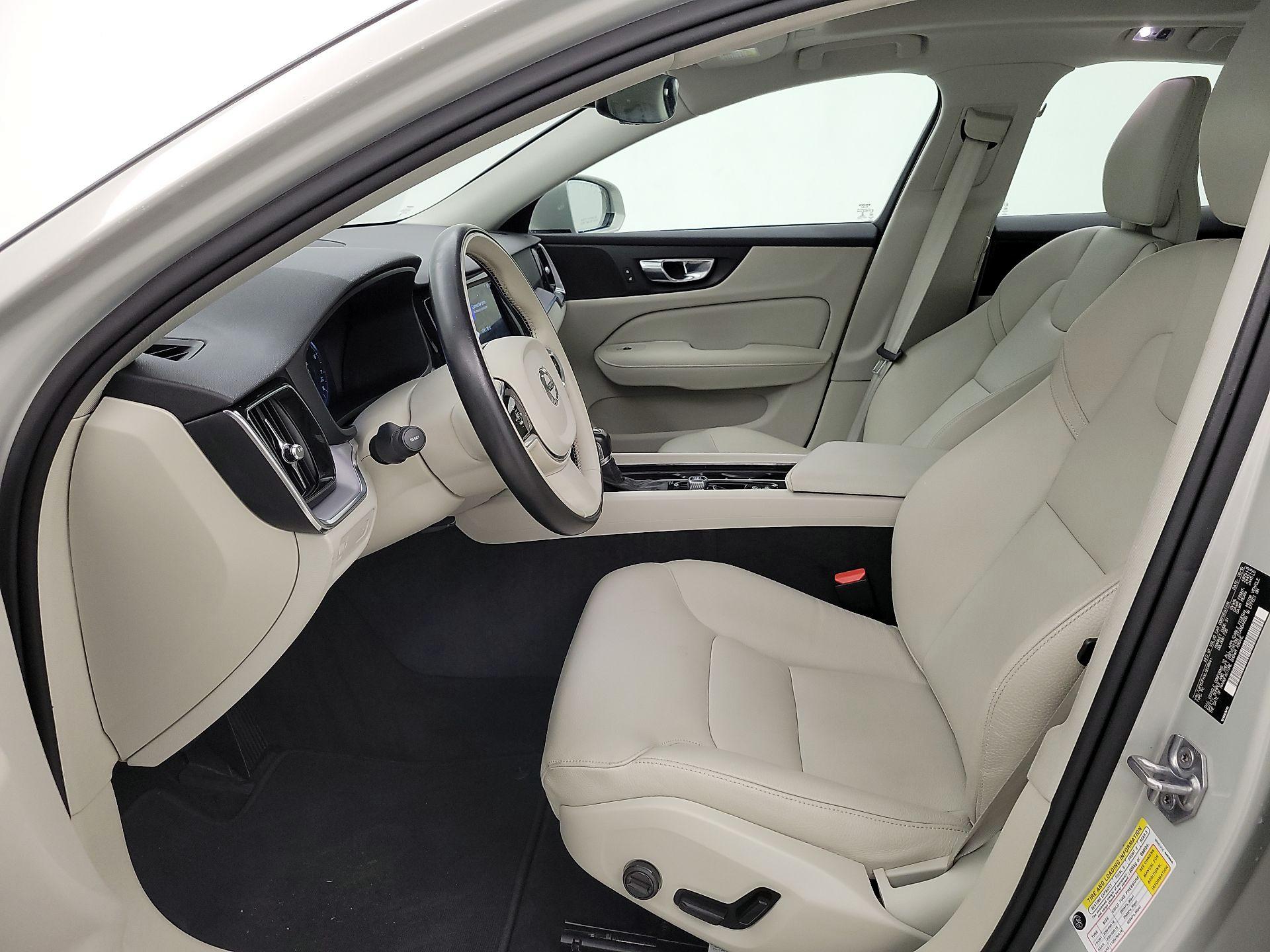 Thumbnail: 2020 Volvo S60 - 11