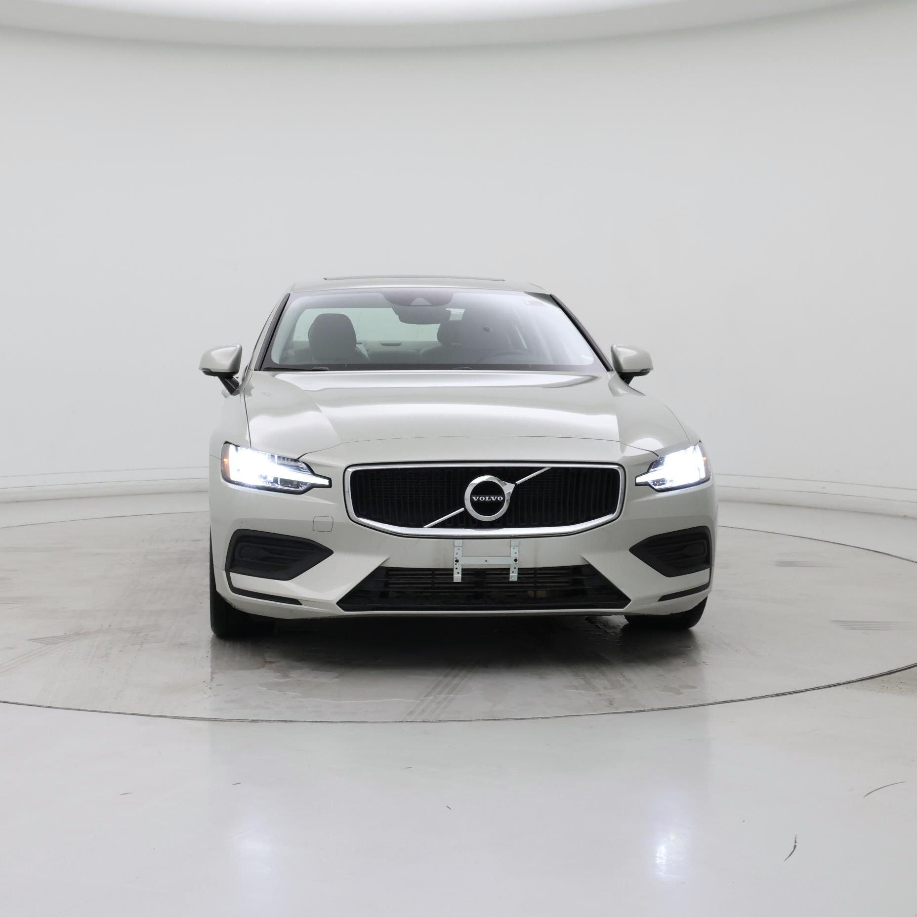 Thumbnail: 2020 Volvo S60 - 5