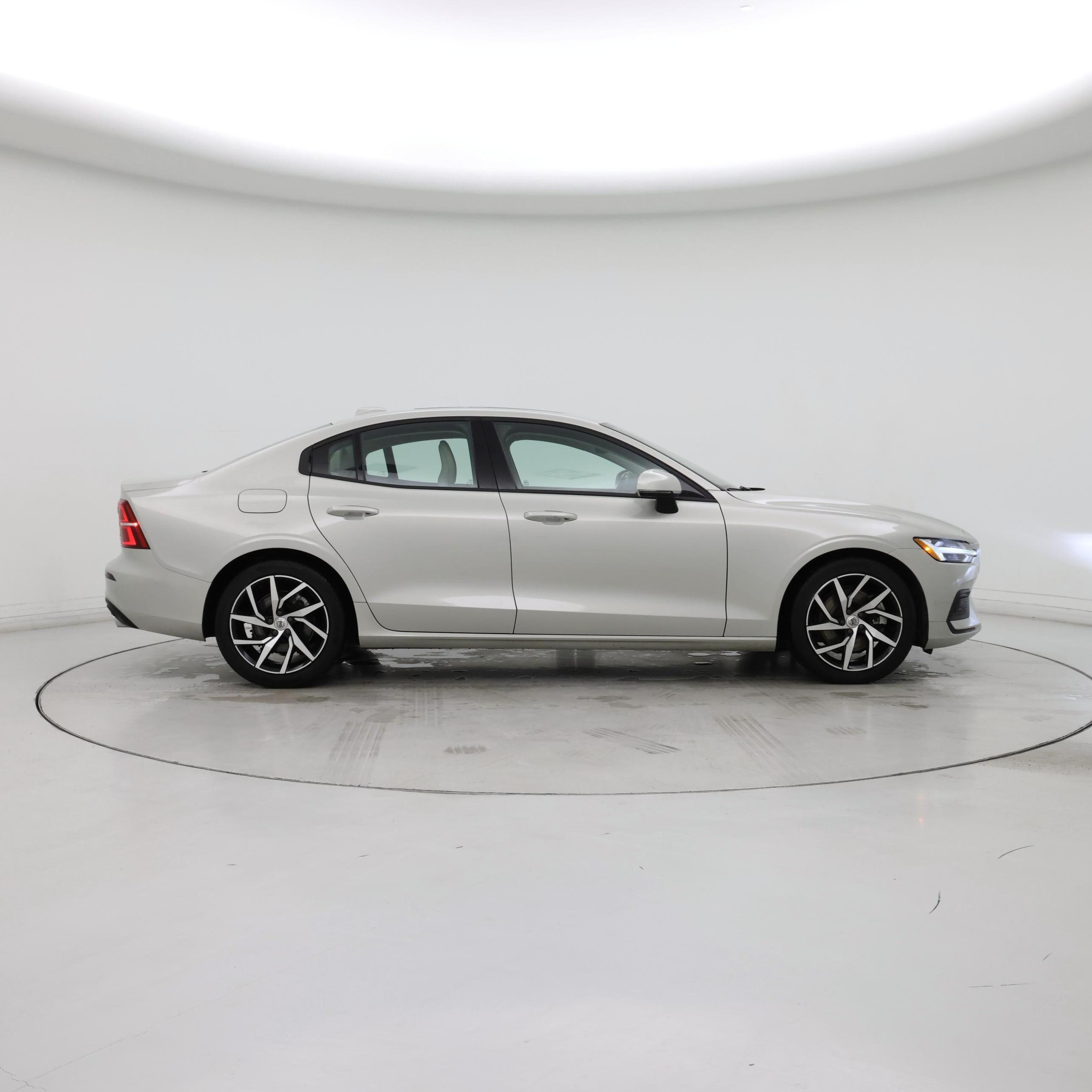 Thumbnail: 2020 Volvo S60 - 7