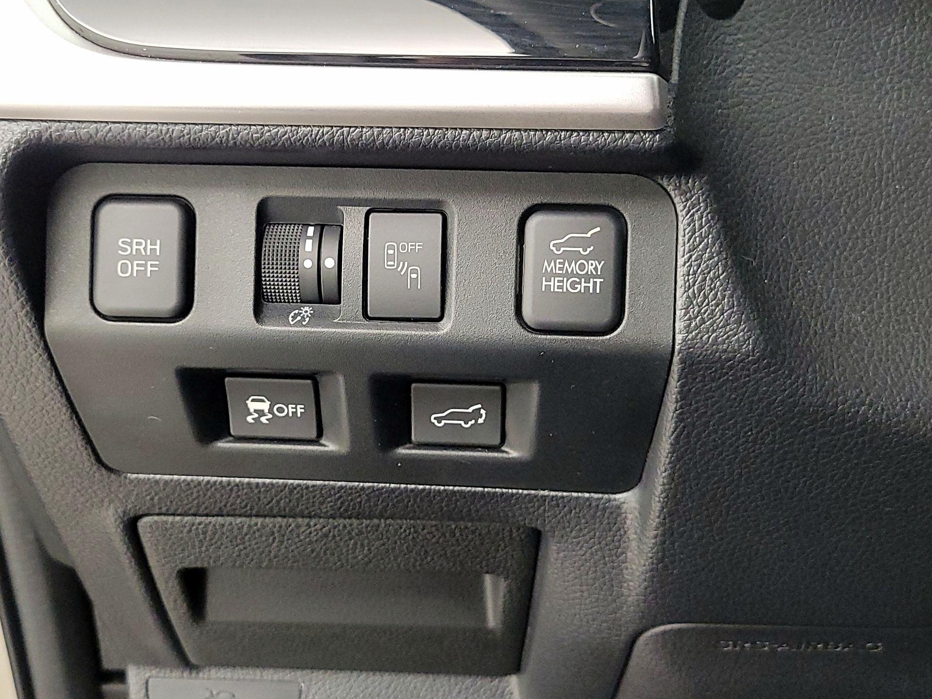 Thumbnail: 2017 Subaru Forester - 13