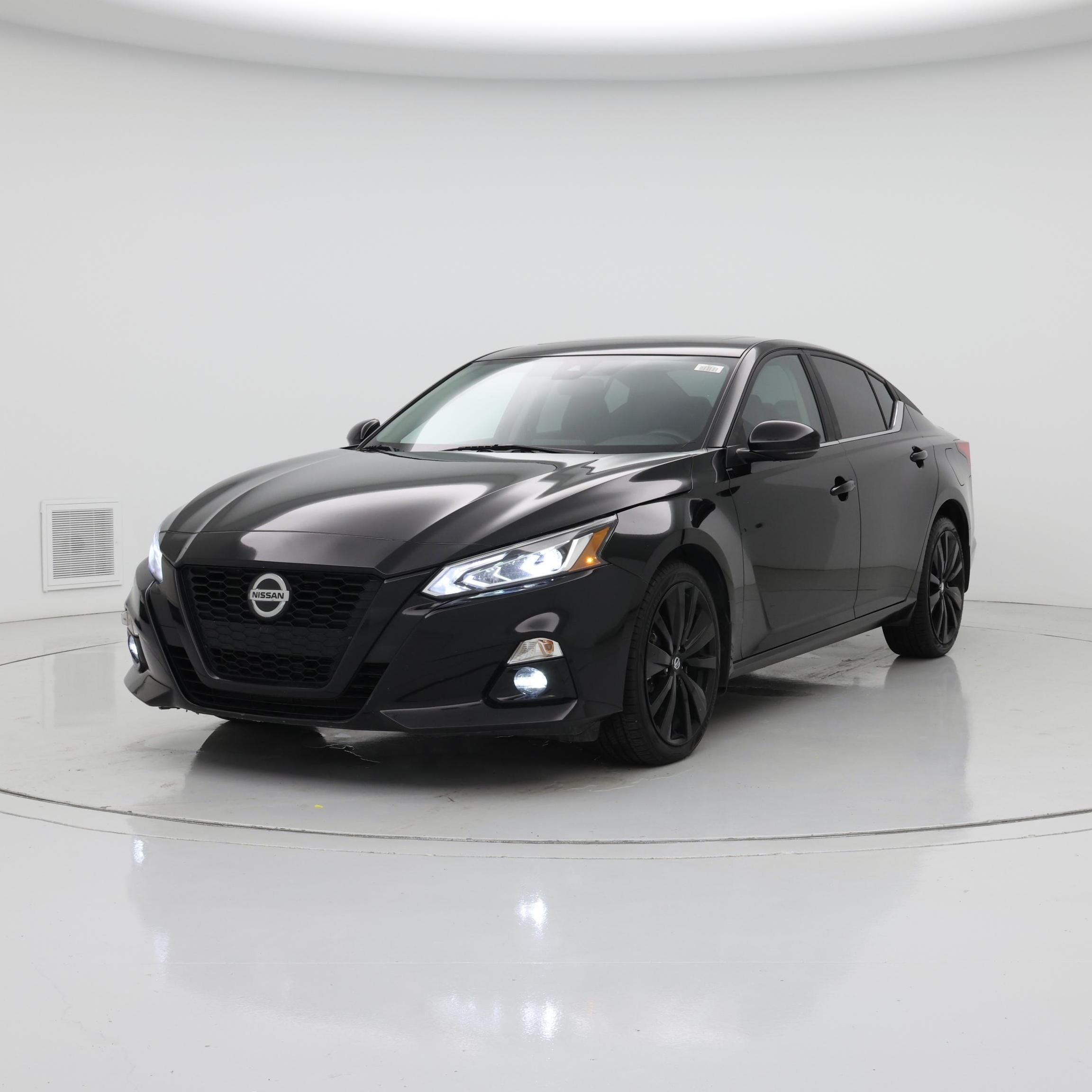 Thumbnail: 2022 Nissan Altima - 4