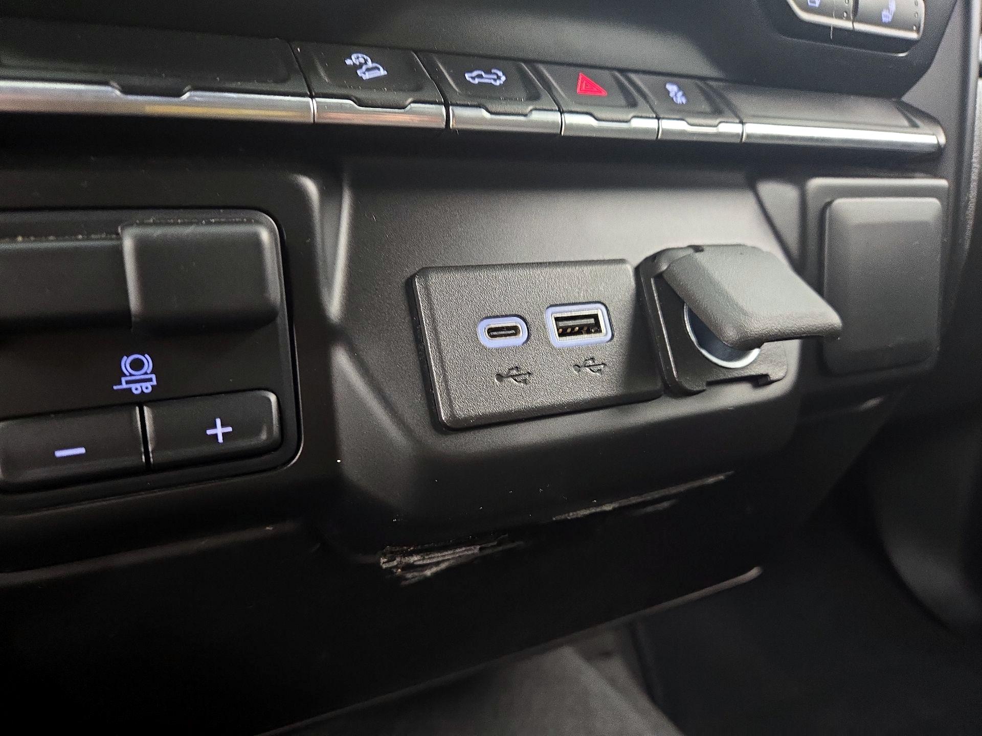 Thumbnail: 2023 Chevrolet Silverado 2500 - 18