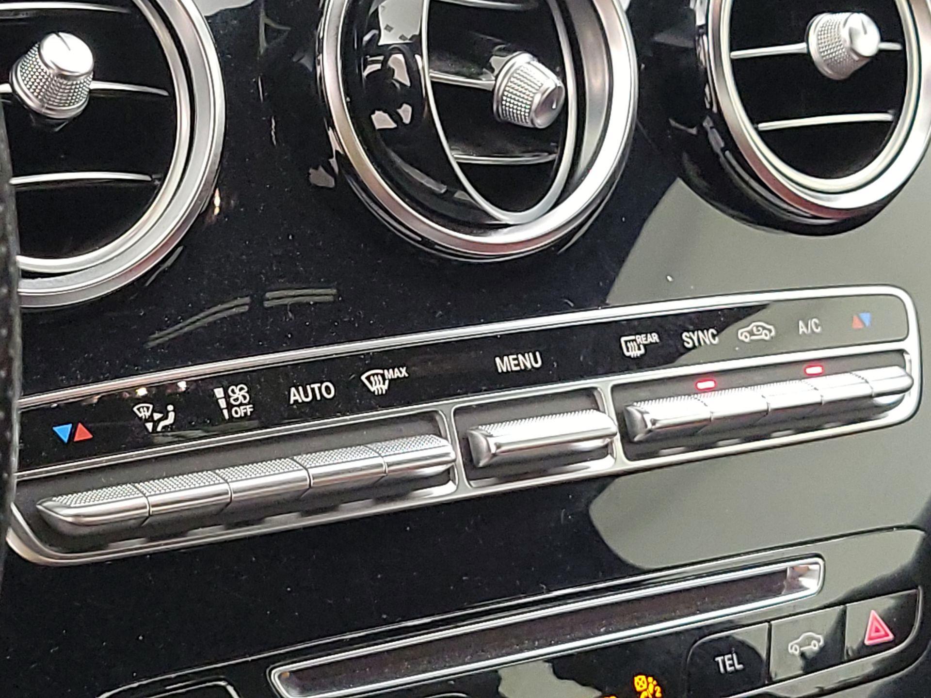 Thumbnail: 2018 Mercedes-Benz C-Class - 16